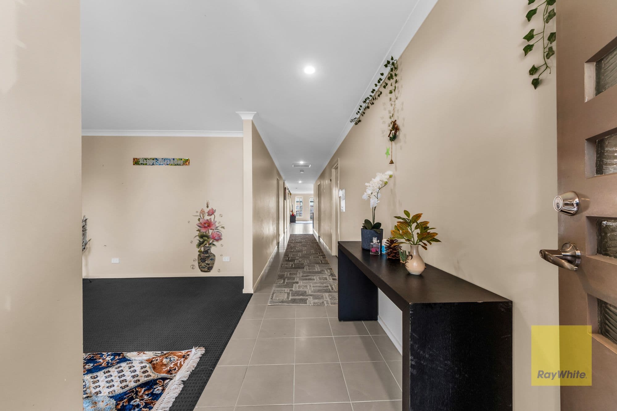 69 Hamish Drive, Tarneit VIC 3029, Tarneit - Thumbnail 2