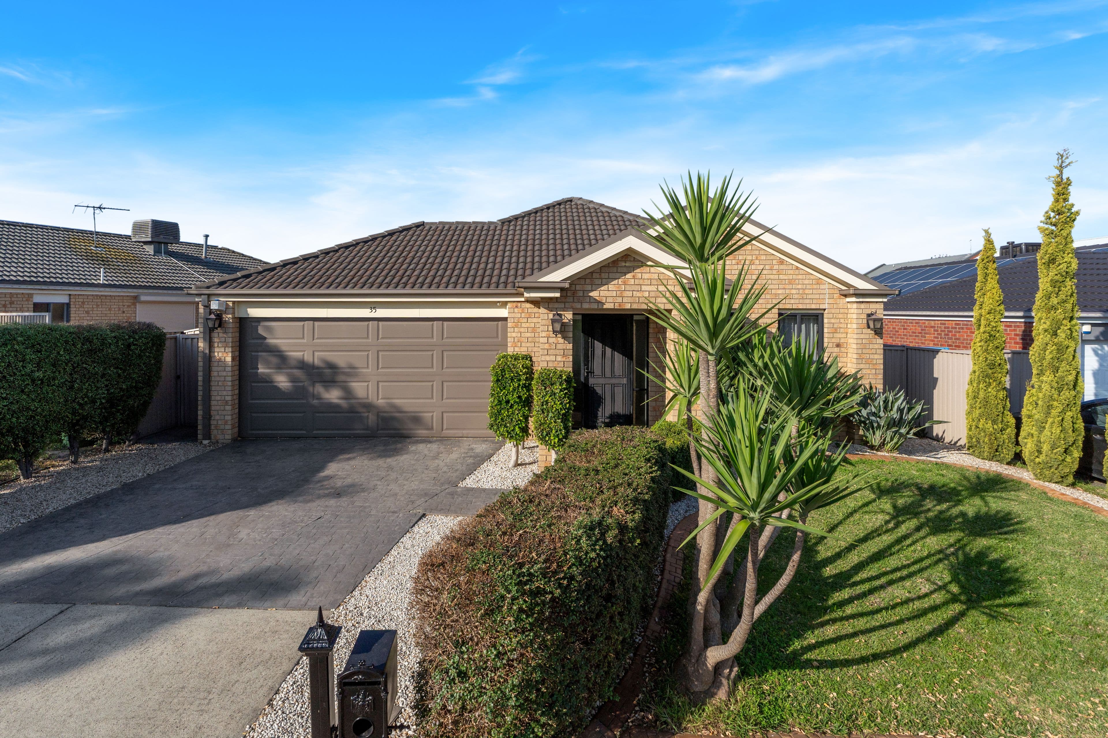 35 Creighton Way, Craigieburn VIC 3064, Craigieburn - Image 1