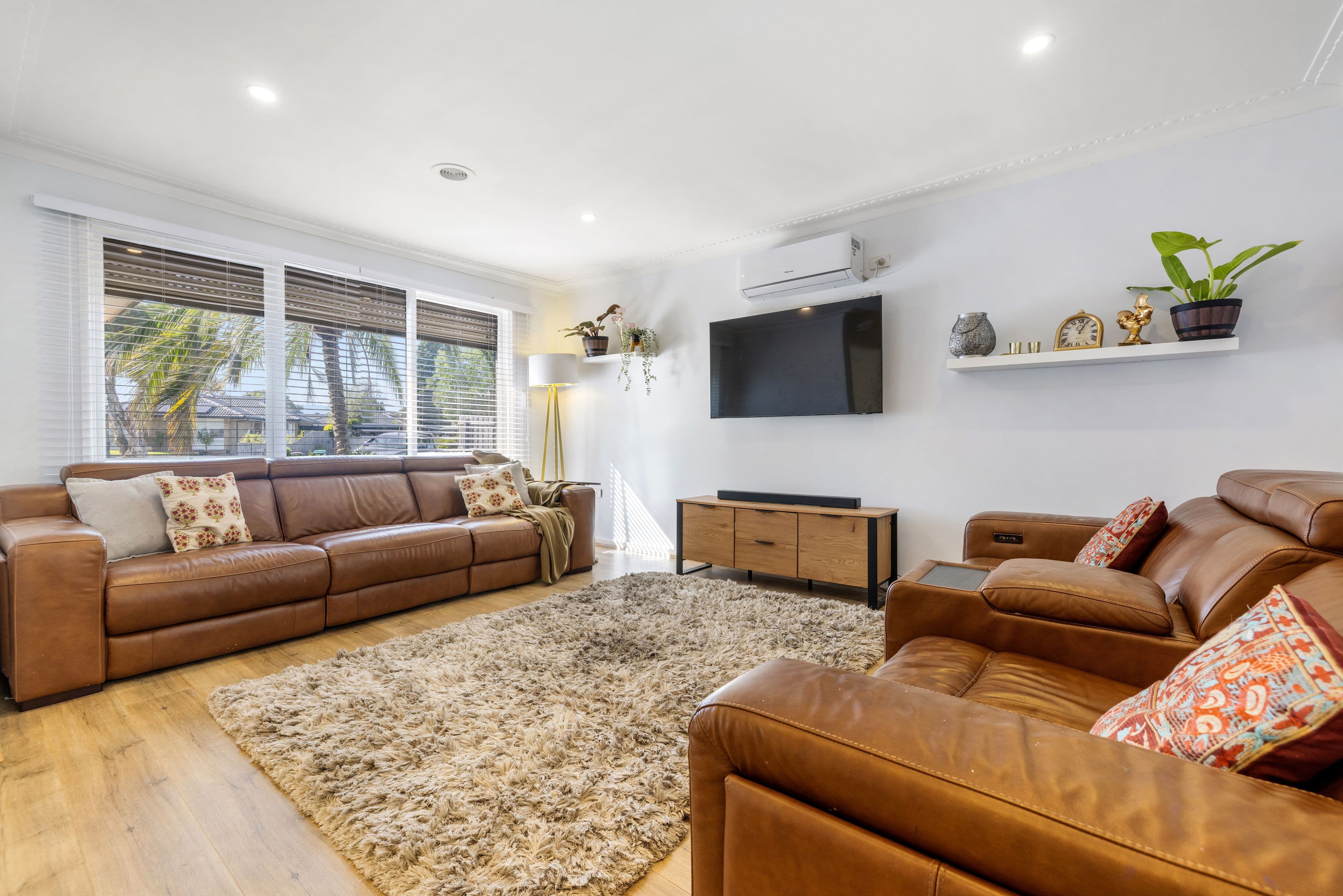 8 RUBENS Court, Scoresby VIC 3179, Scoresby - Thumbnail 3