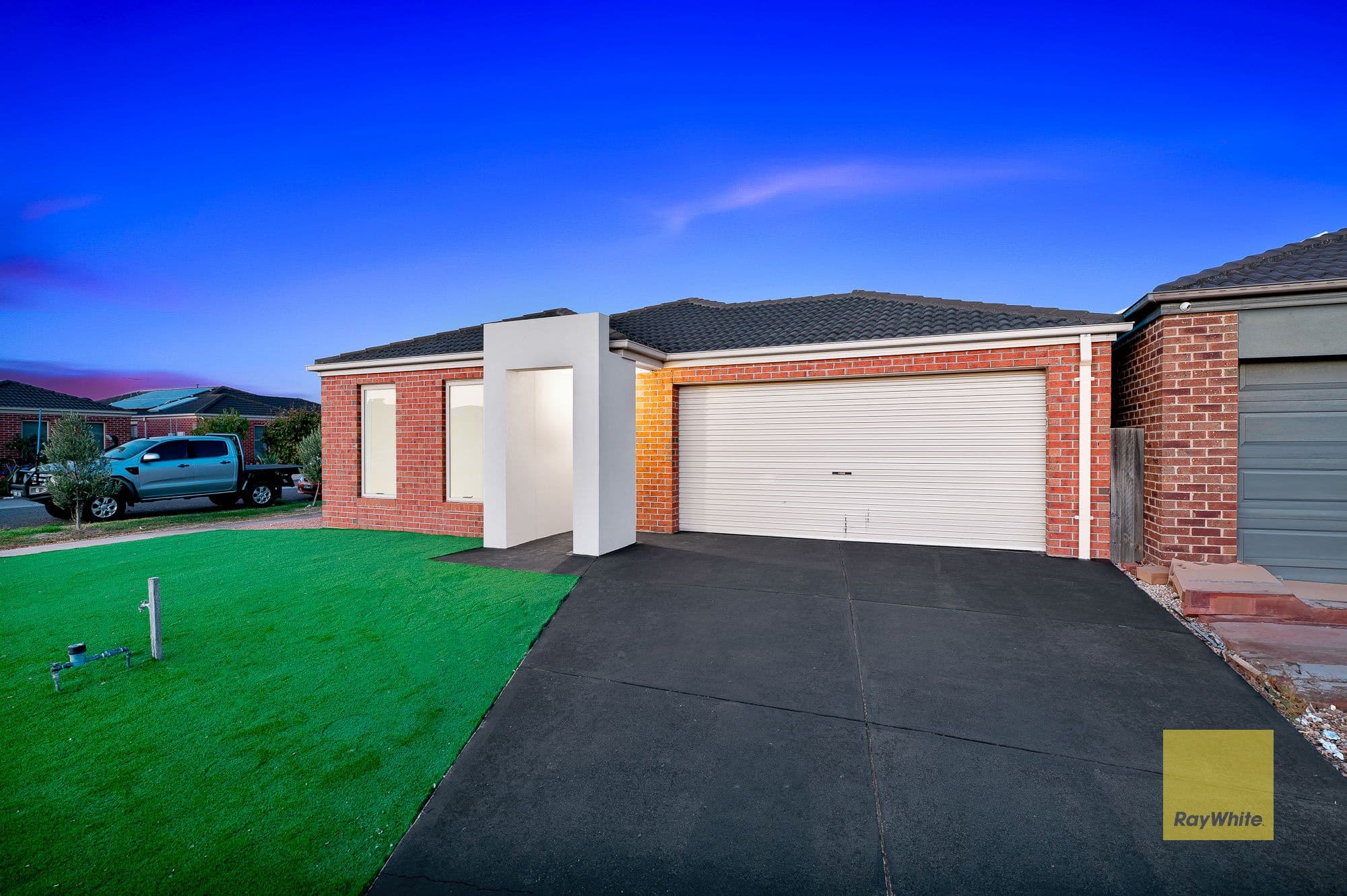 14 Galeff Avenue, Truganina VIC 3029, Truganina - Thumbnail 2
