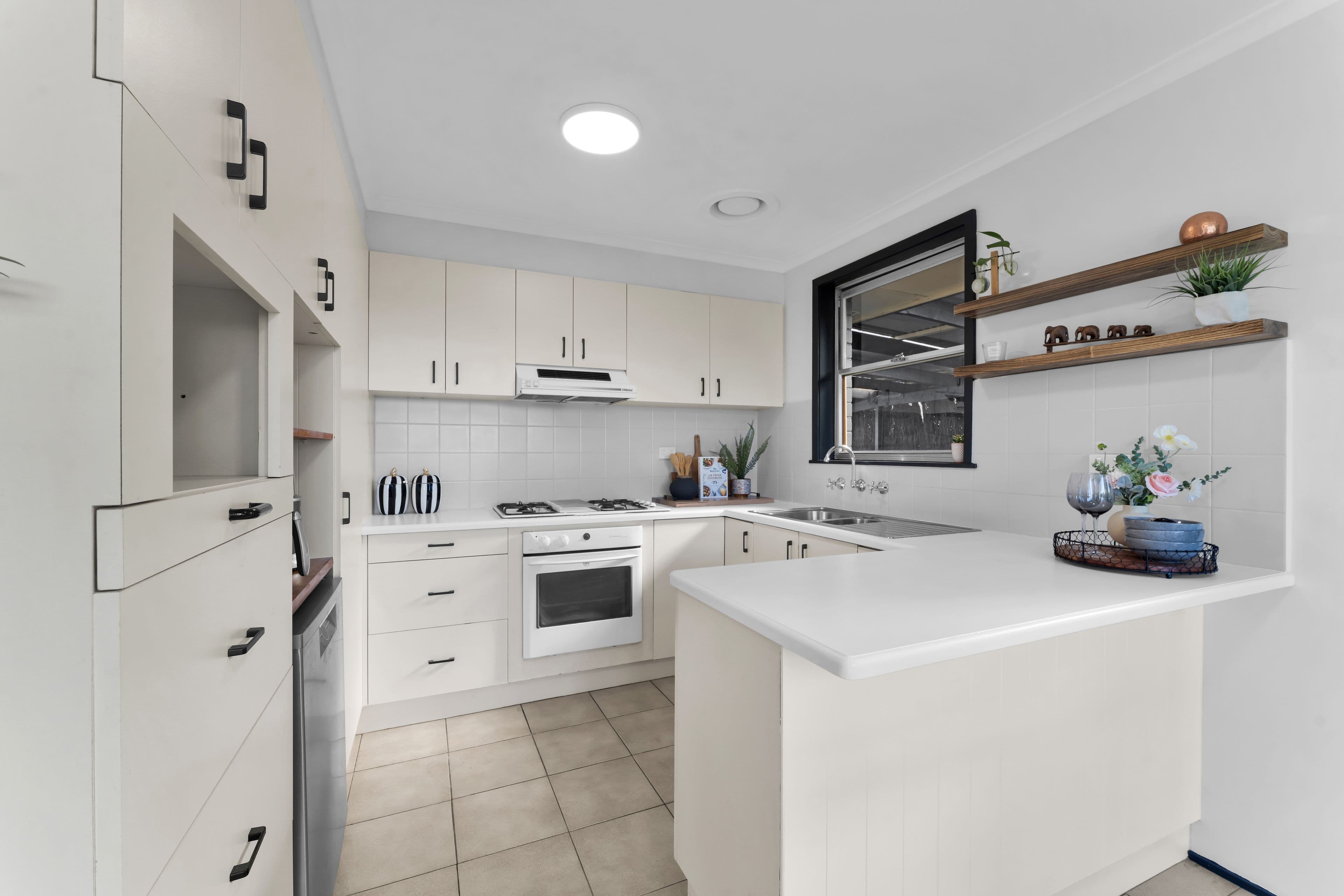 24 Wirilda Crescent, Frankston North VIC 3200, Frankston North - Thumbnail 8