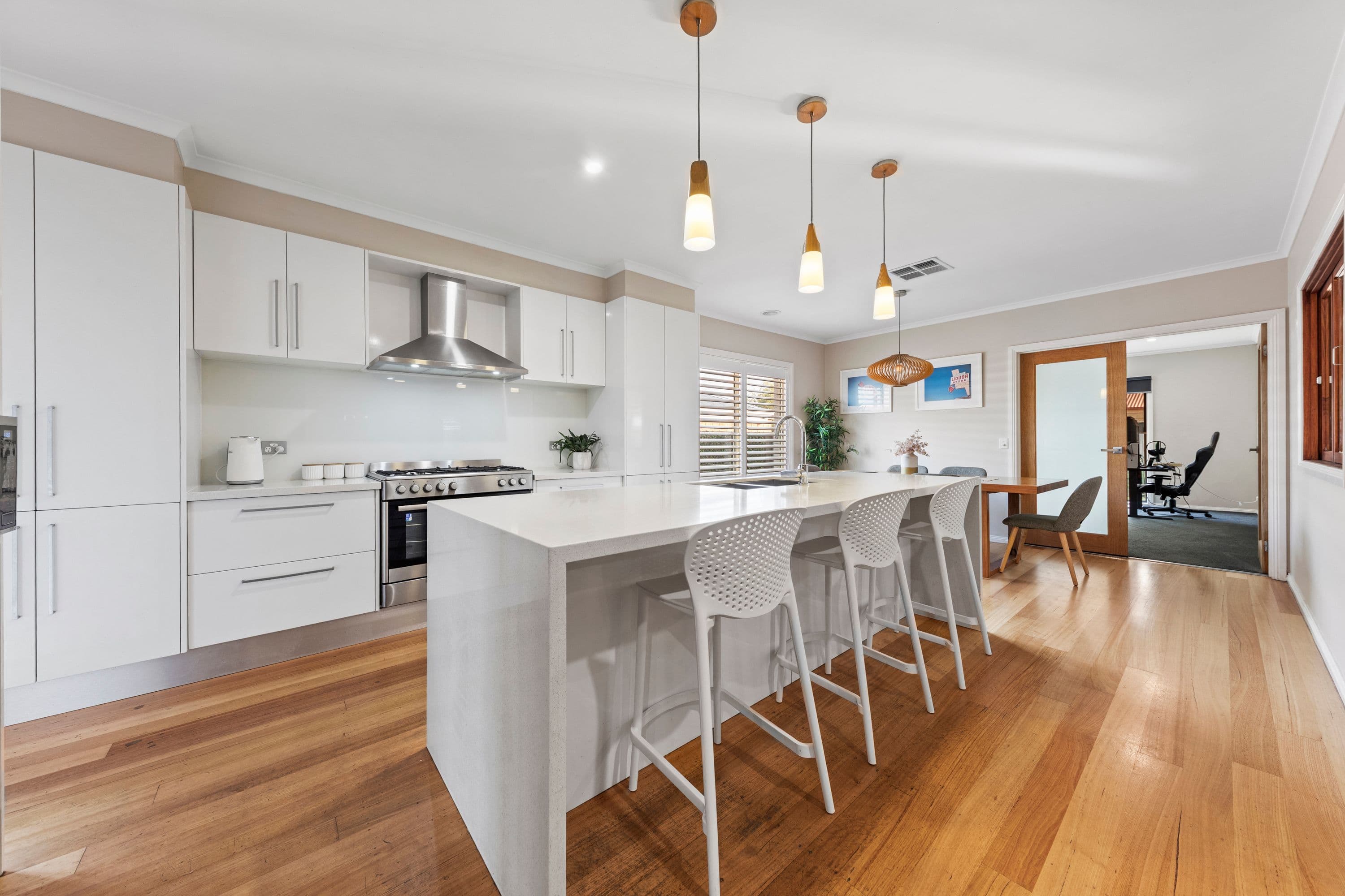 14 Tasman Way, Pakenham VIC 3810, Pakenham - Thumbnail 3