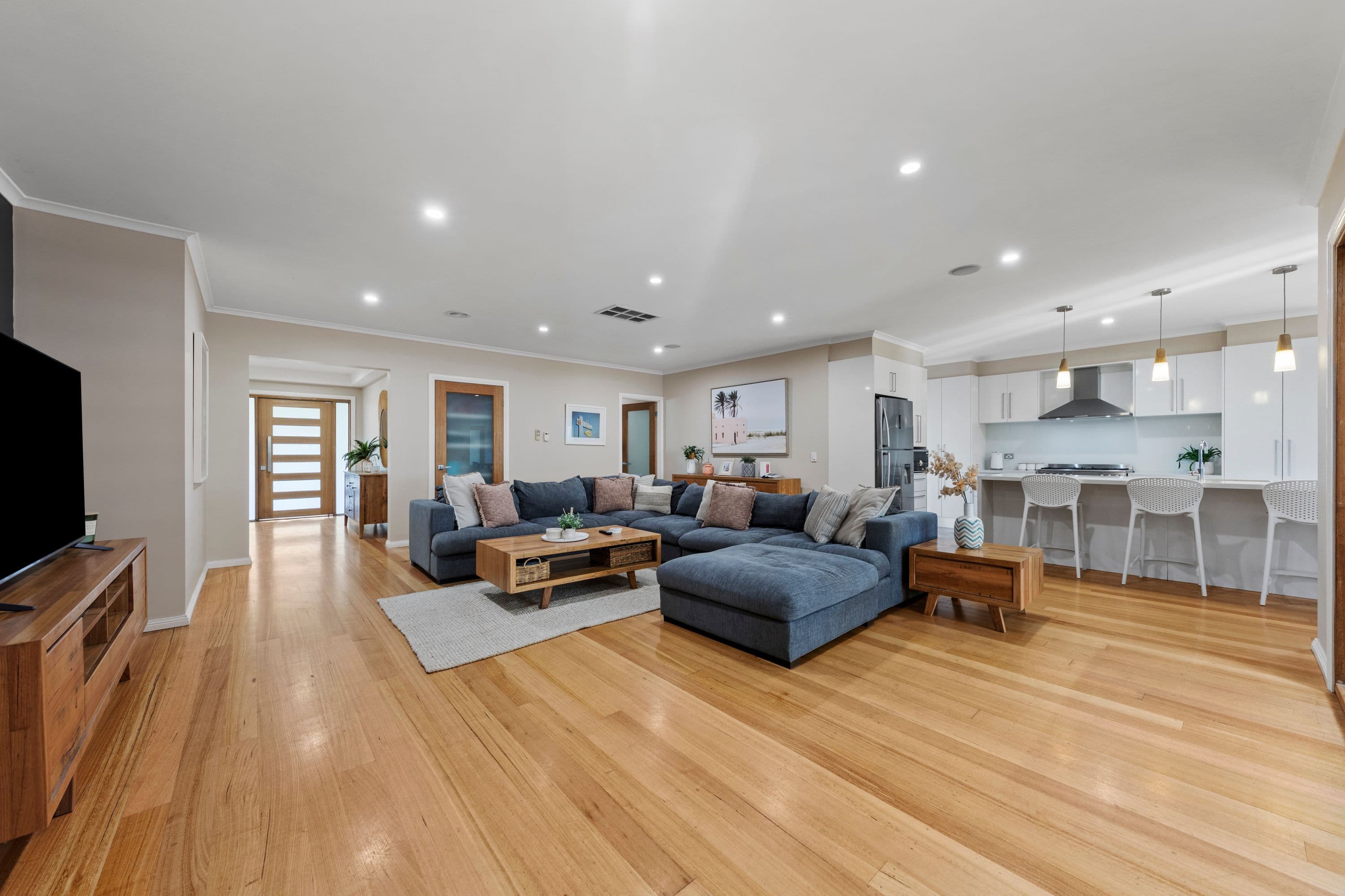 14 Tasman Way, Pakenham VIC 3810, Pakenham - Thumbnail 8
