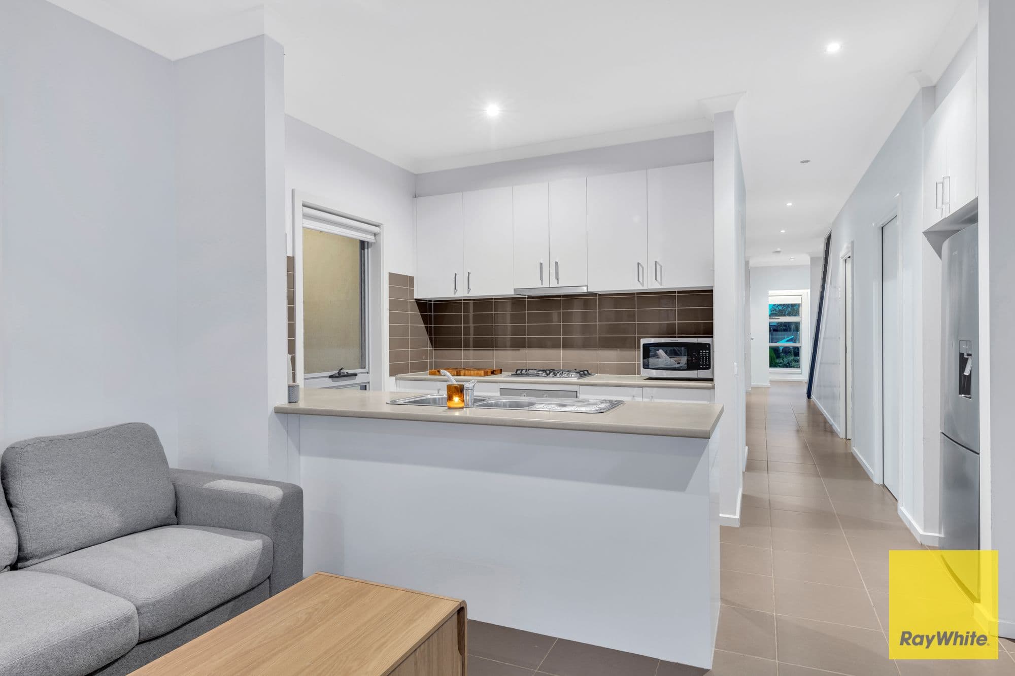 24B Billabong Crescent, Tarneit VIC 3029, Tarneit - Thumbnail 4
