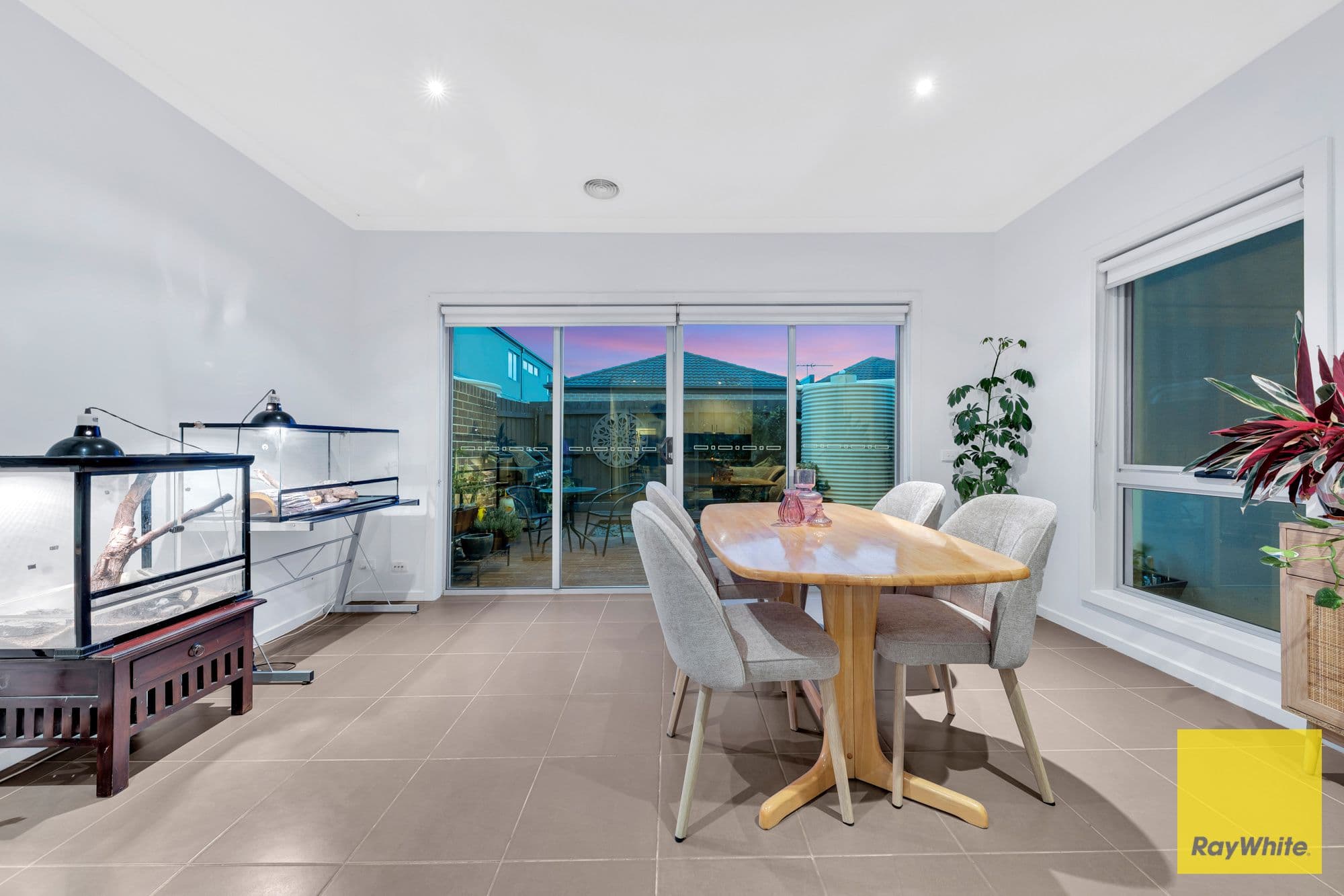 24B Billabong Crescent, Tarneit VIC 3029, Tarneit - Thumbnail 5
