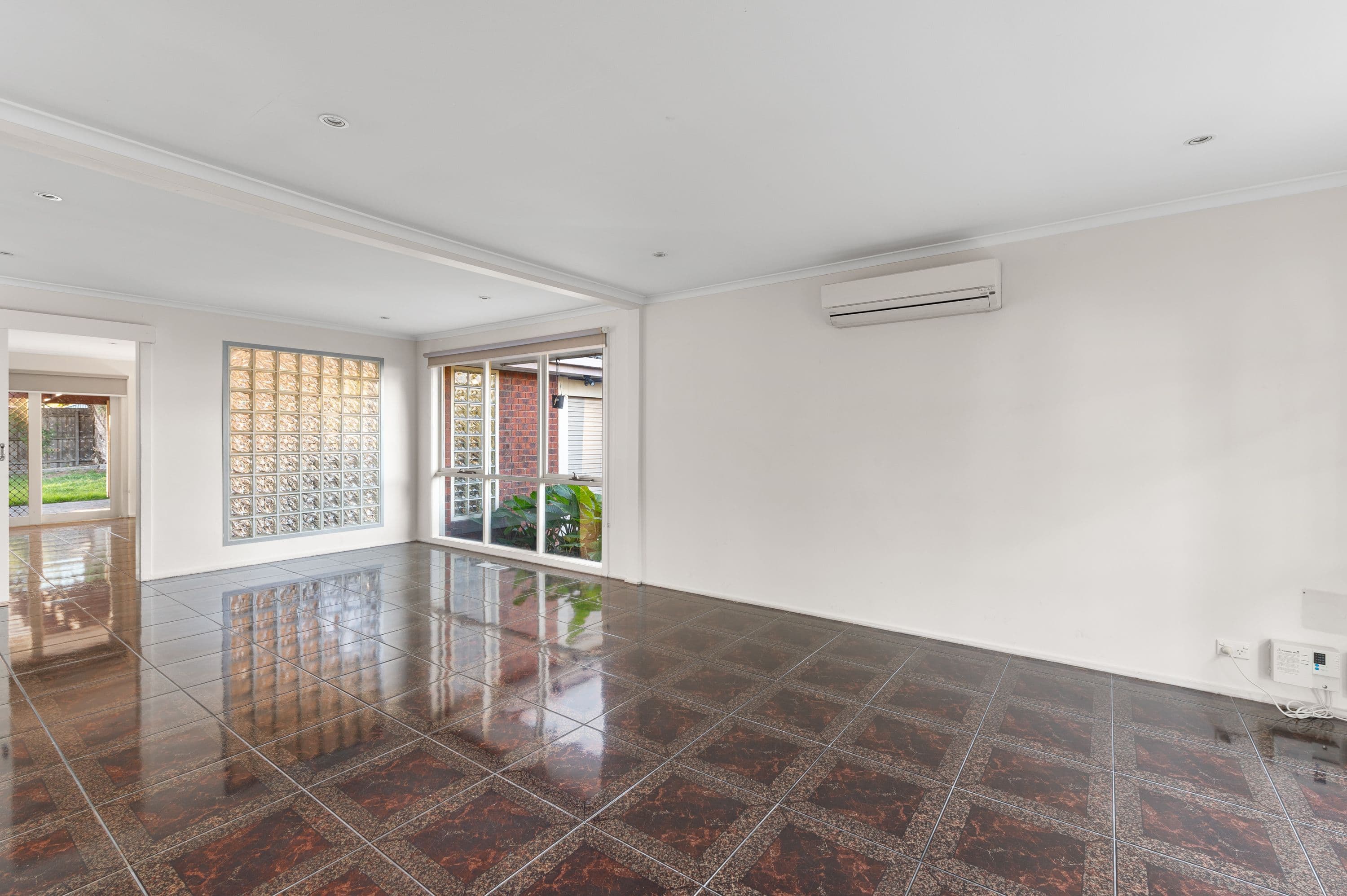 35 Thompson Circuit, Mill Park VIC 3082, Mill Park - Thumbnail 8