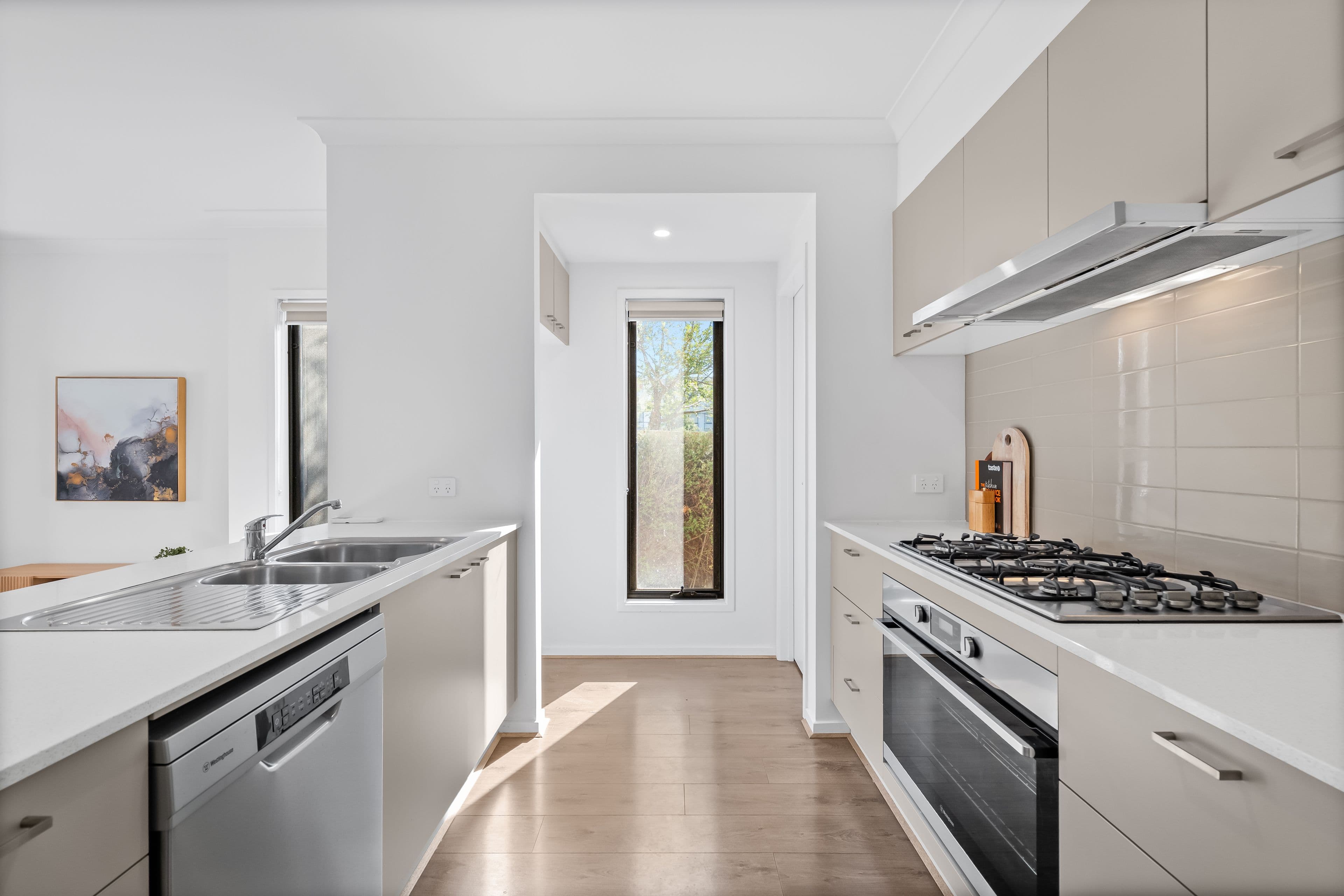 76 Macedon Parade, Wollert VIC 3750, Wollert - Thumbnail 4