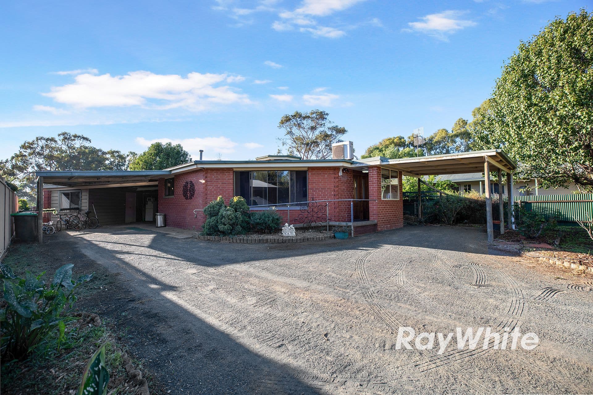 111 High Street, Rochester VIC 3561, Rochester - Thumbnail 2