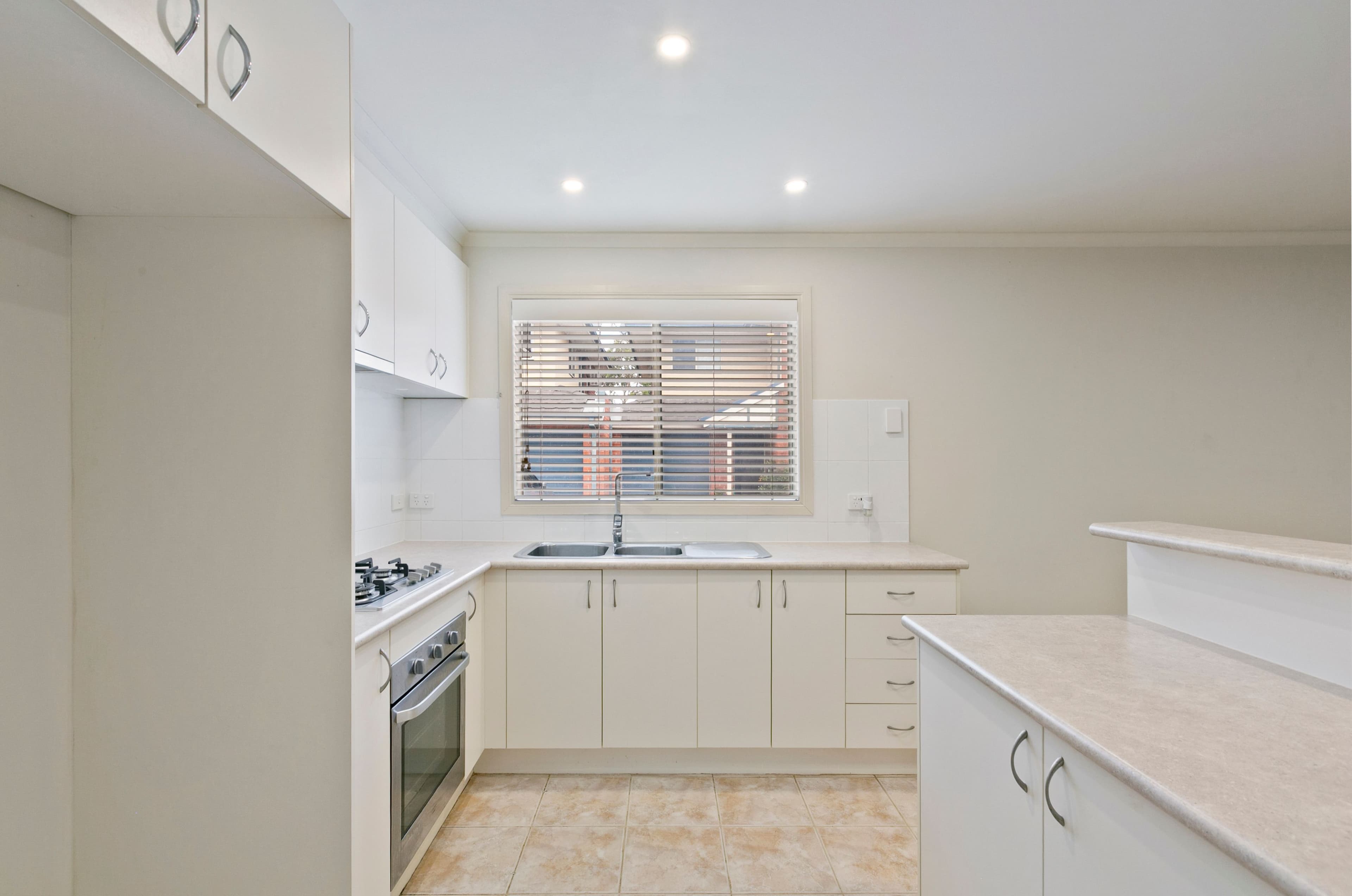 75 Elinda Place, Reservoir VIC 3073, Reservoir - Thumbnail 7
