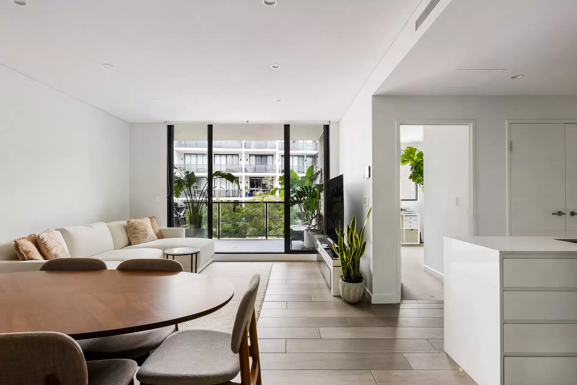 209/541B Burwood Road, Belmore - Thumbnail 6