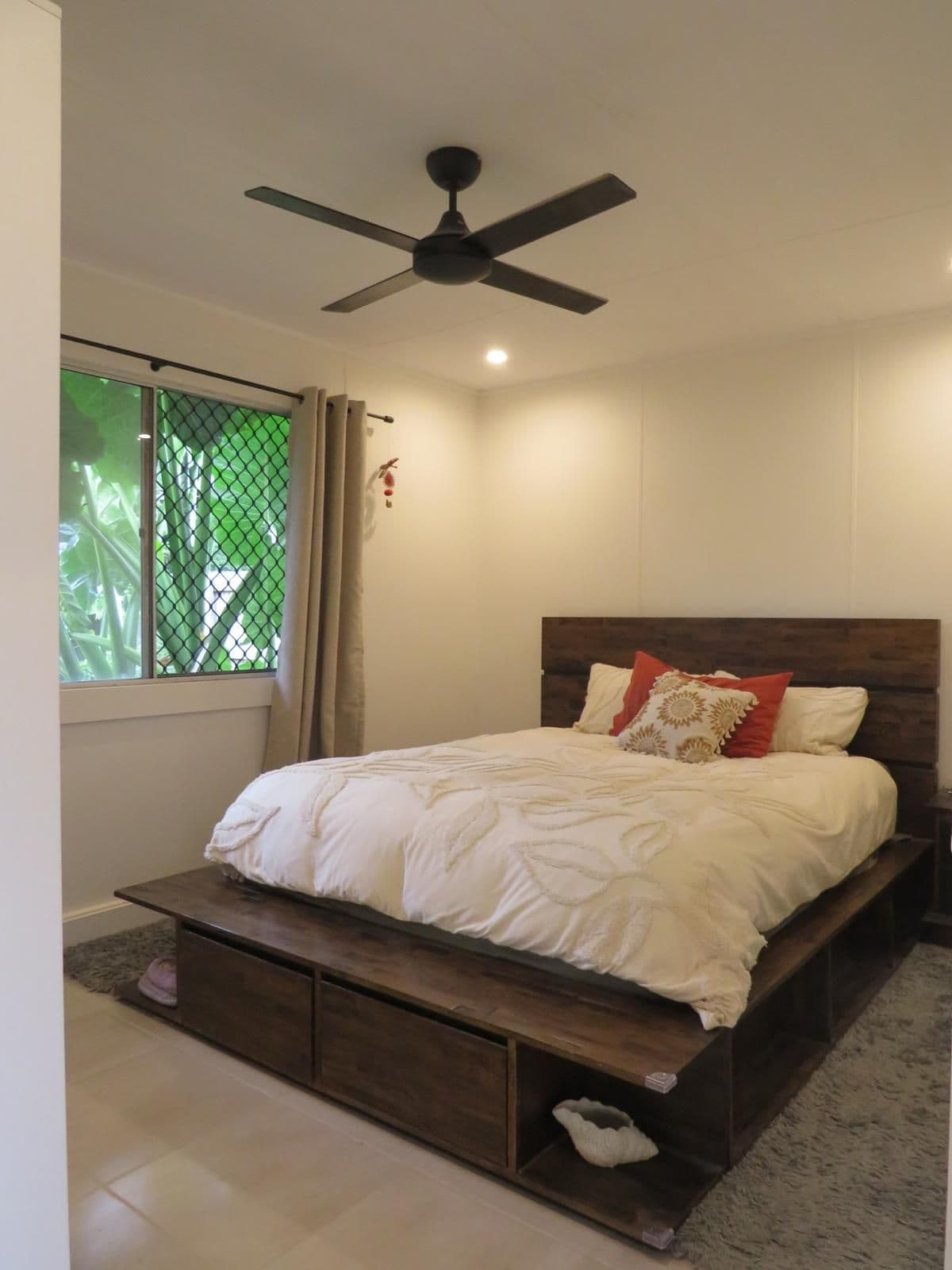 57 Hutchings Street, Bungalow QLD 4870, Bungalow - Thumbnail 6