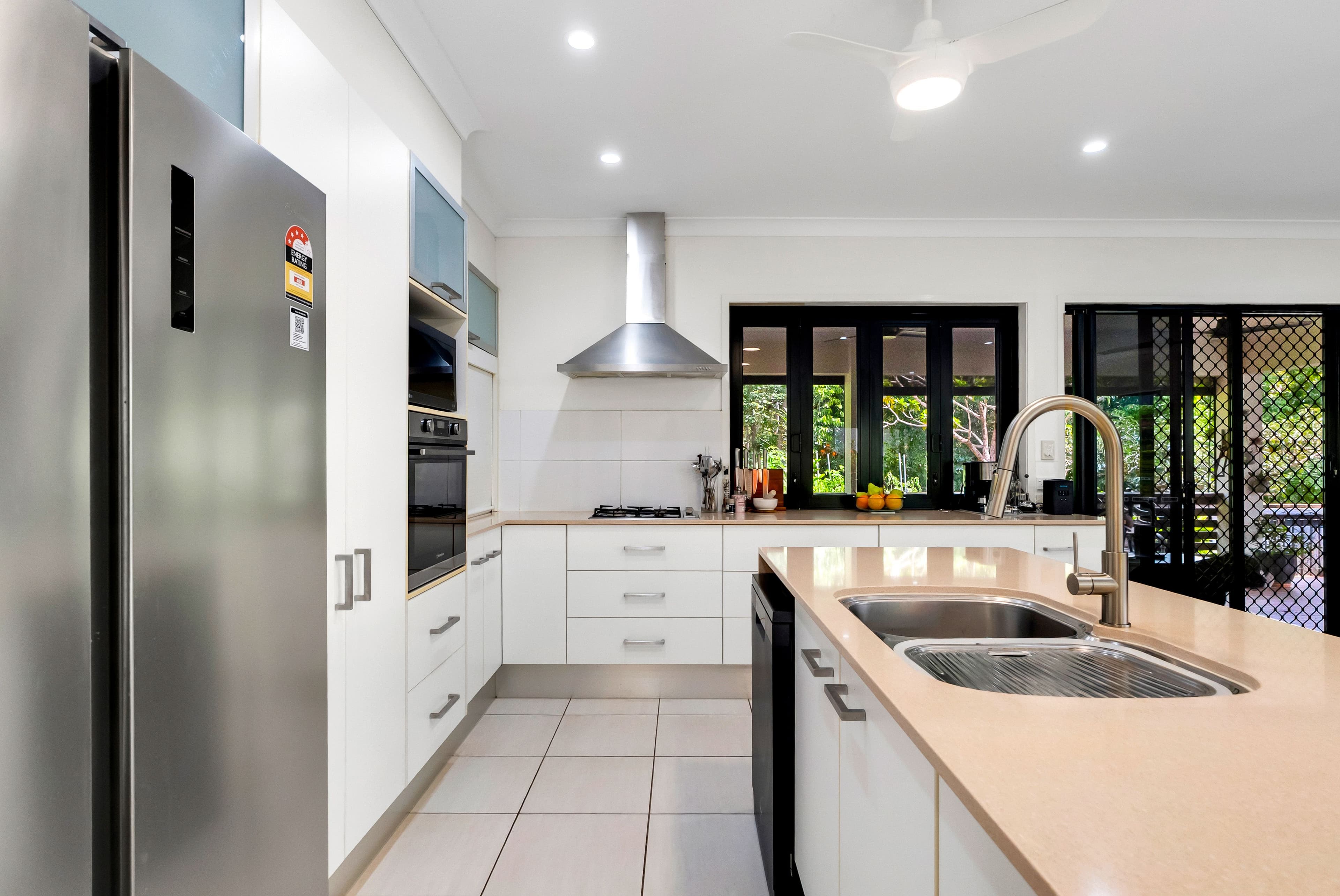 42 Mcbride Street, Redlynch QLD 4870, Redlynch - Thumbnail 8
