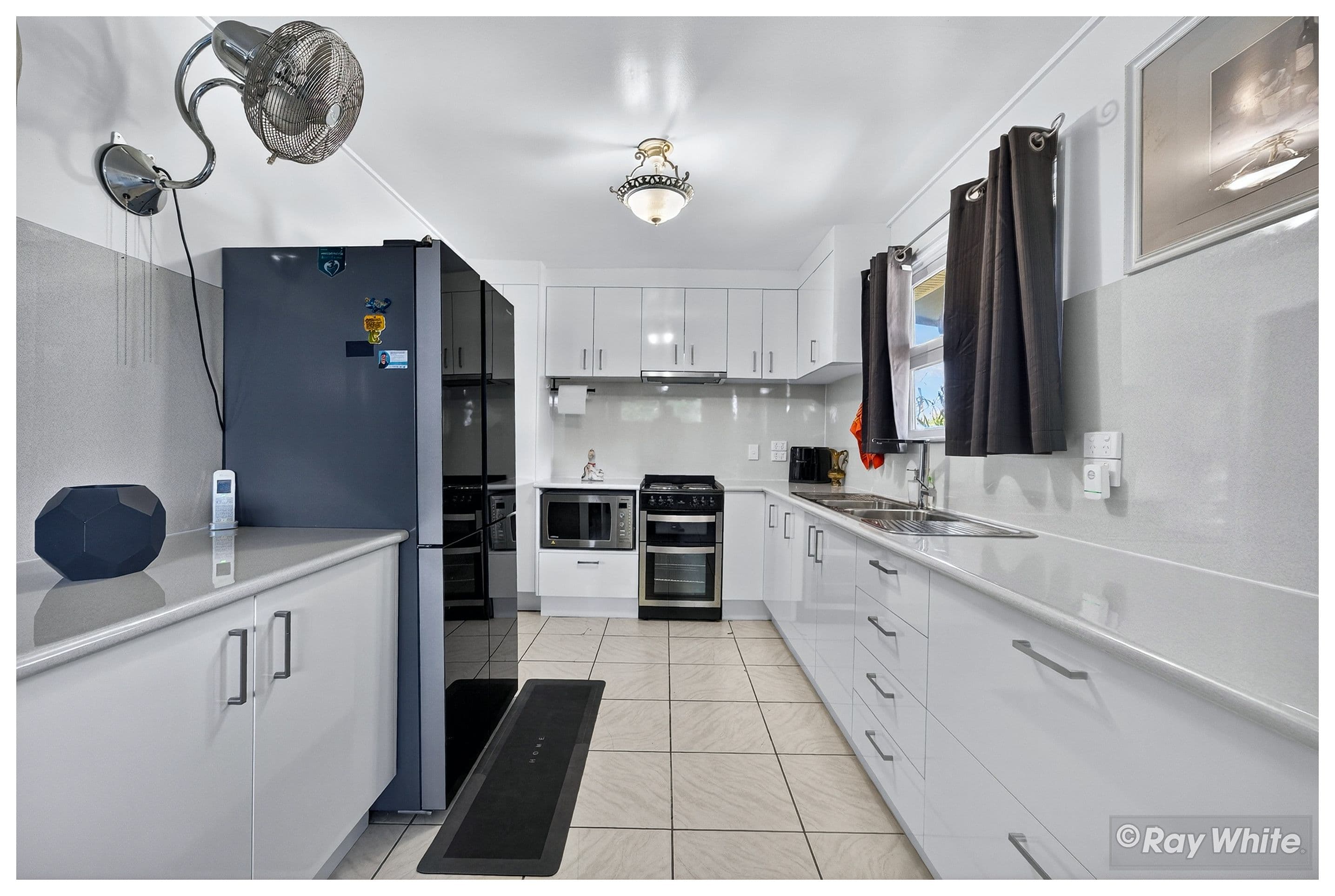 86 Western Street, West Rockhampton QLD 4700, West Rockhampton - Thumbnail 2