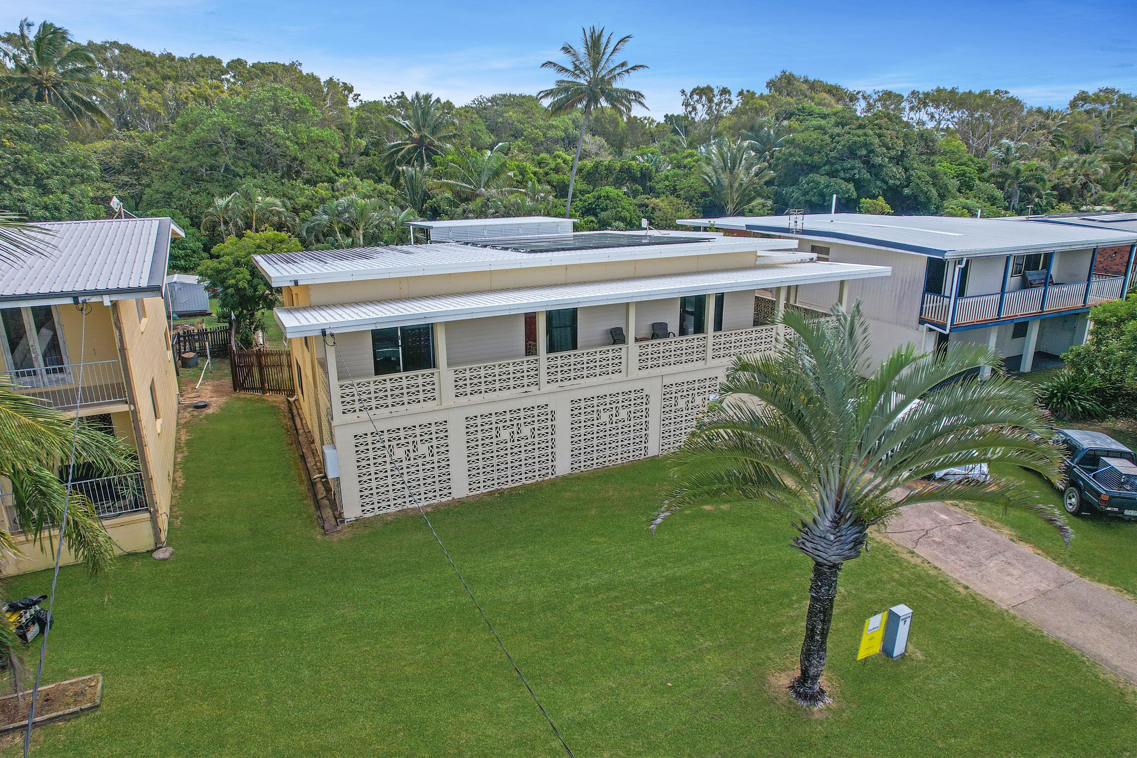 7 Allamanda Avenue, Forrest Beach QLD 4850, Forrest Beach - Thumbnail 2