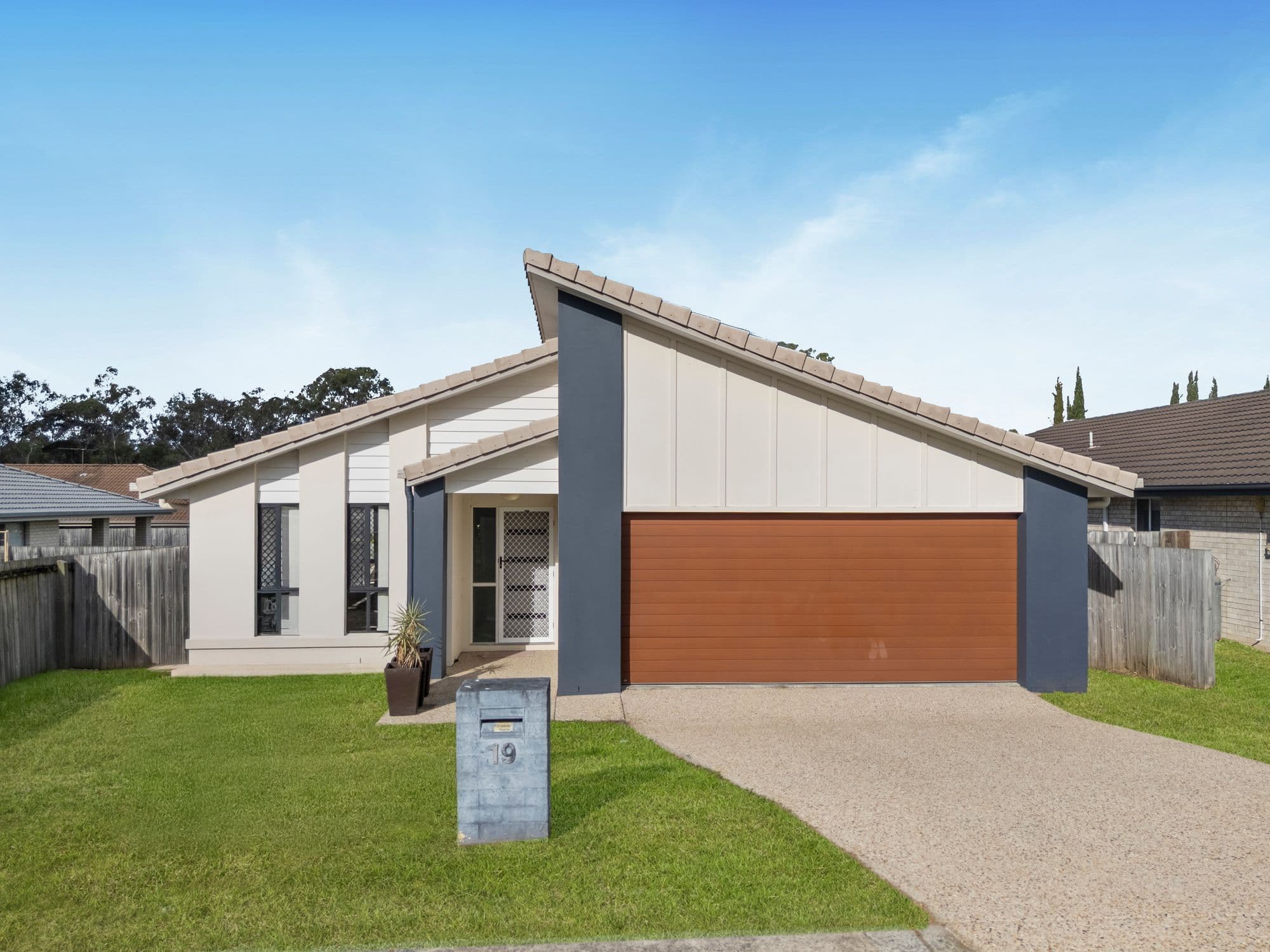 19 Armisfield Street, Doolandella QLD 4077, Doolandella - Image 1