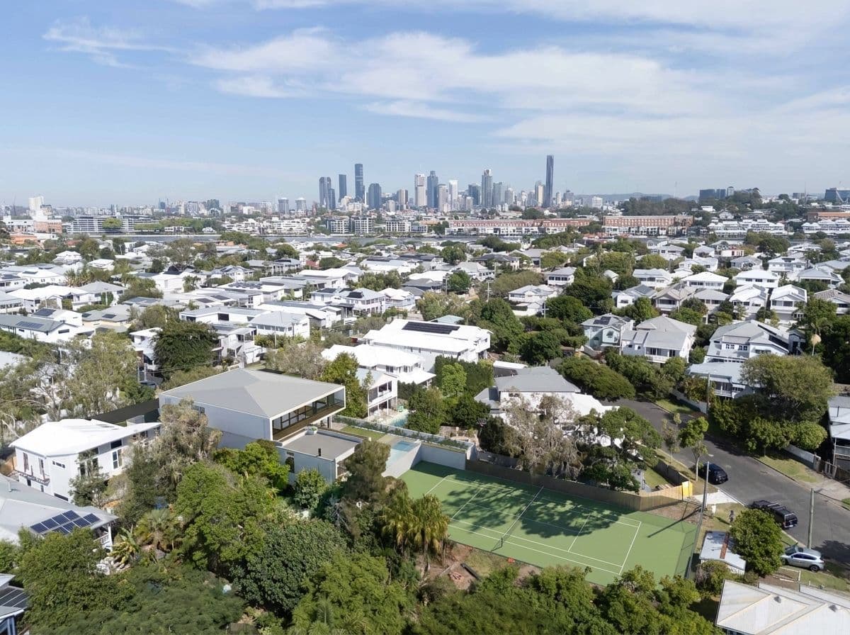 101 Barton Road, Hawthorne QLD 4171, Hawthorne - Thumbnail 2