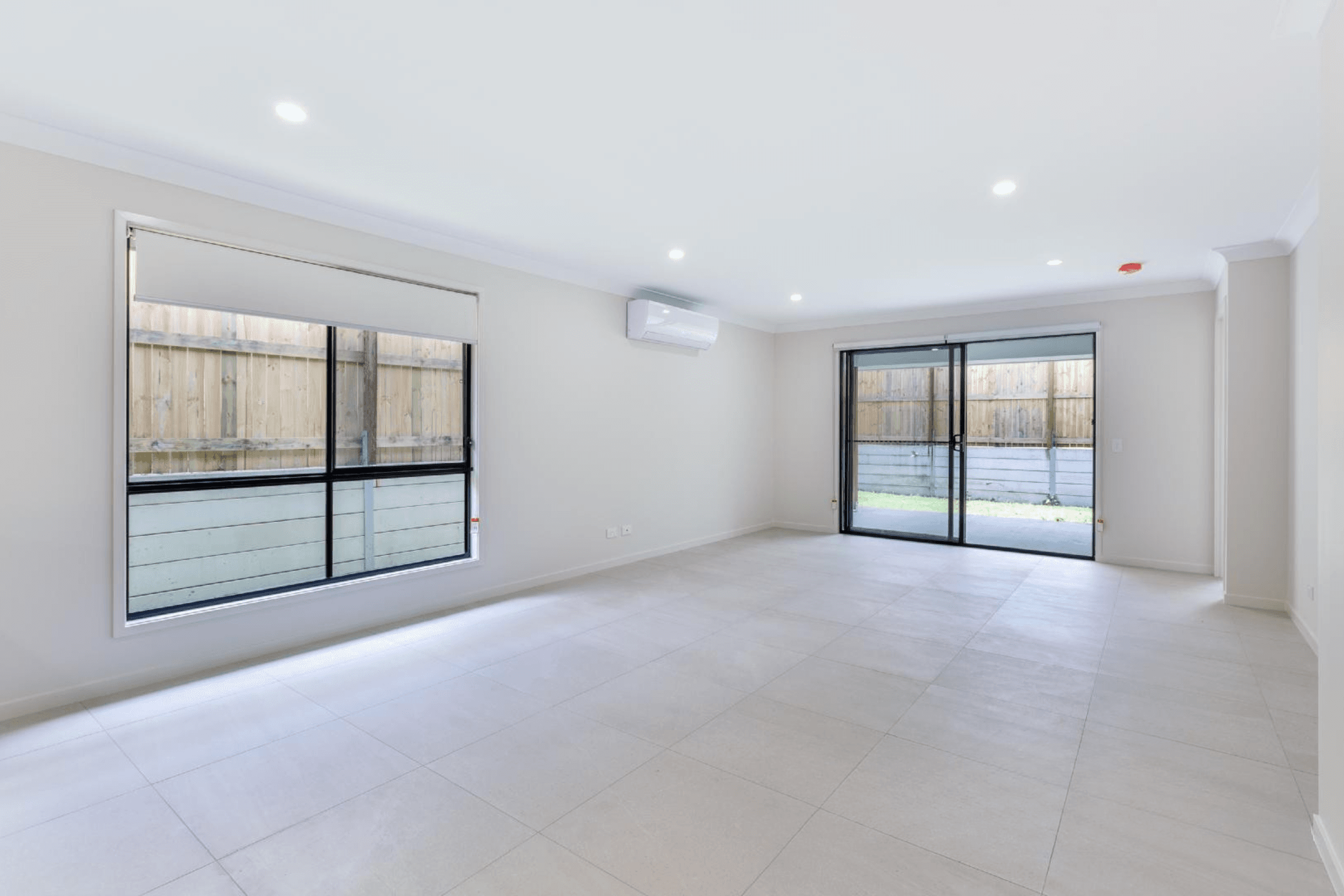 12 Palmeri Street, Logan Reserve QLD 4133, Logan Reserve - Thumbnail 4