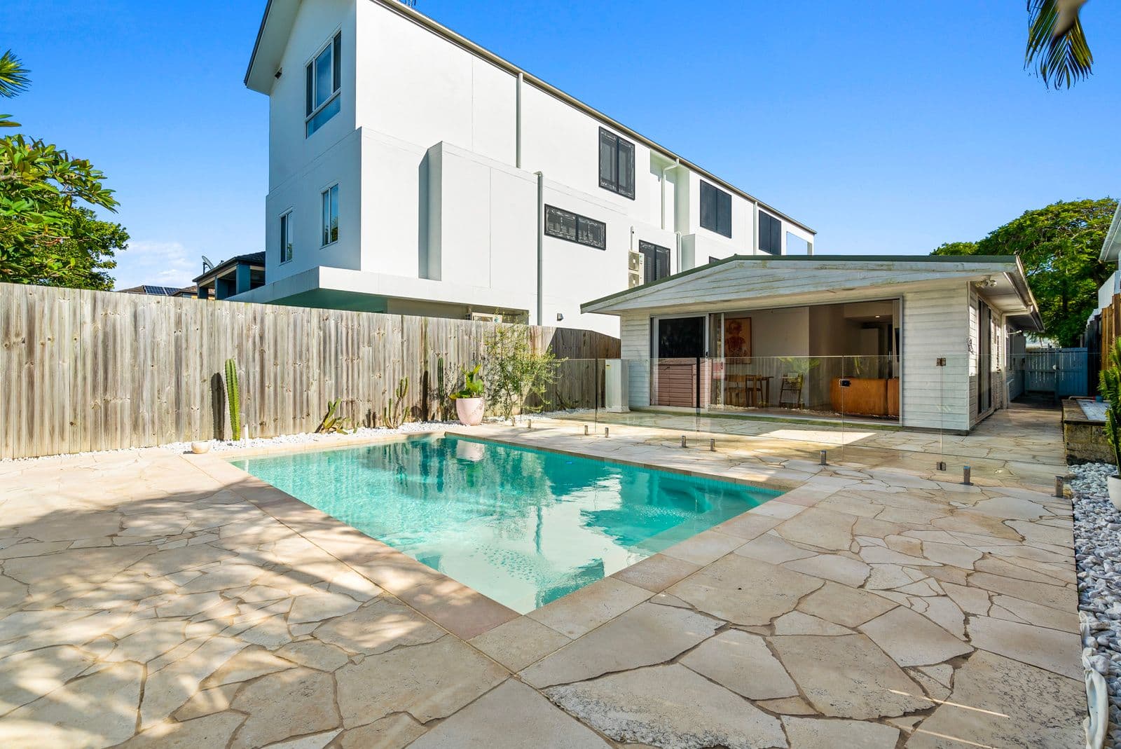 12 Ninth Avenue, Palm Beach QLD 4221, Palm Beach - Thumbnail 4