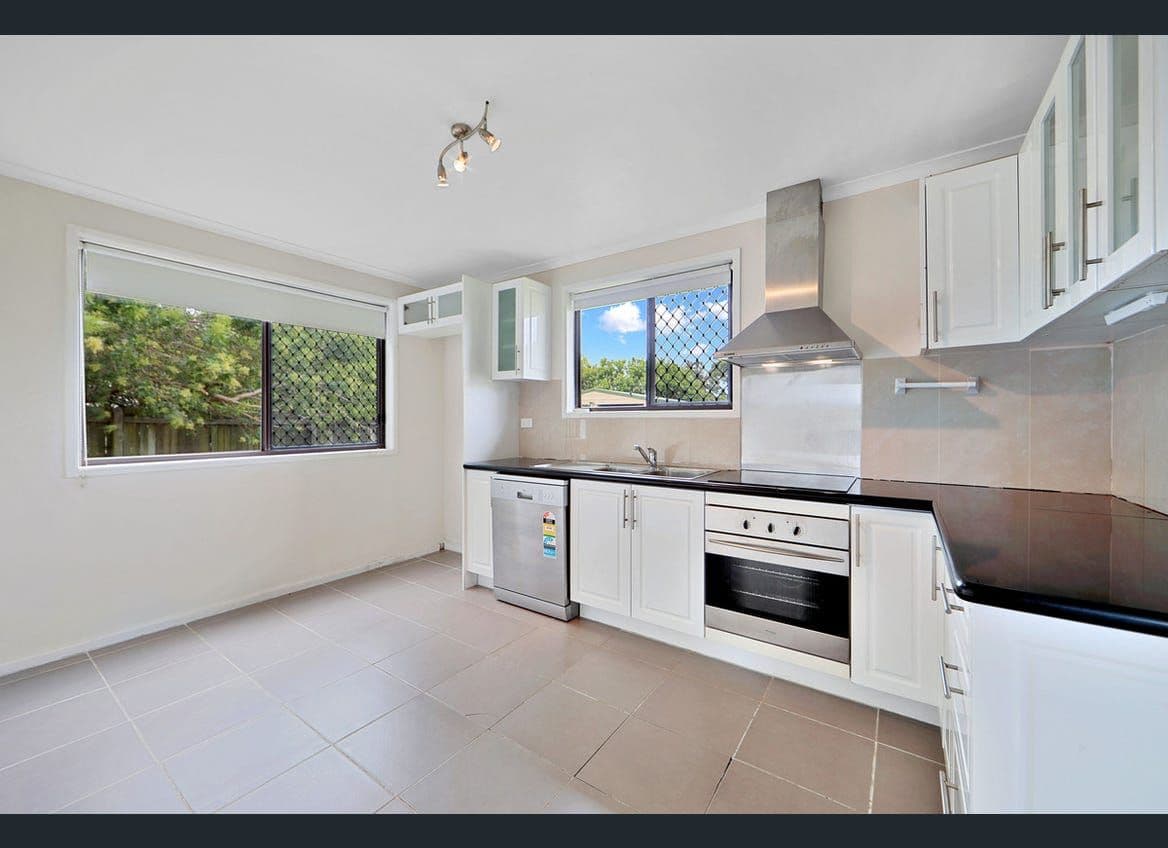 83 Kinch Street, Burnett Heads QLD 4670, Burnett Heads - Thumbnail 4