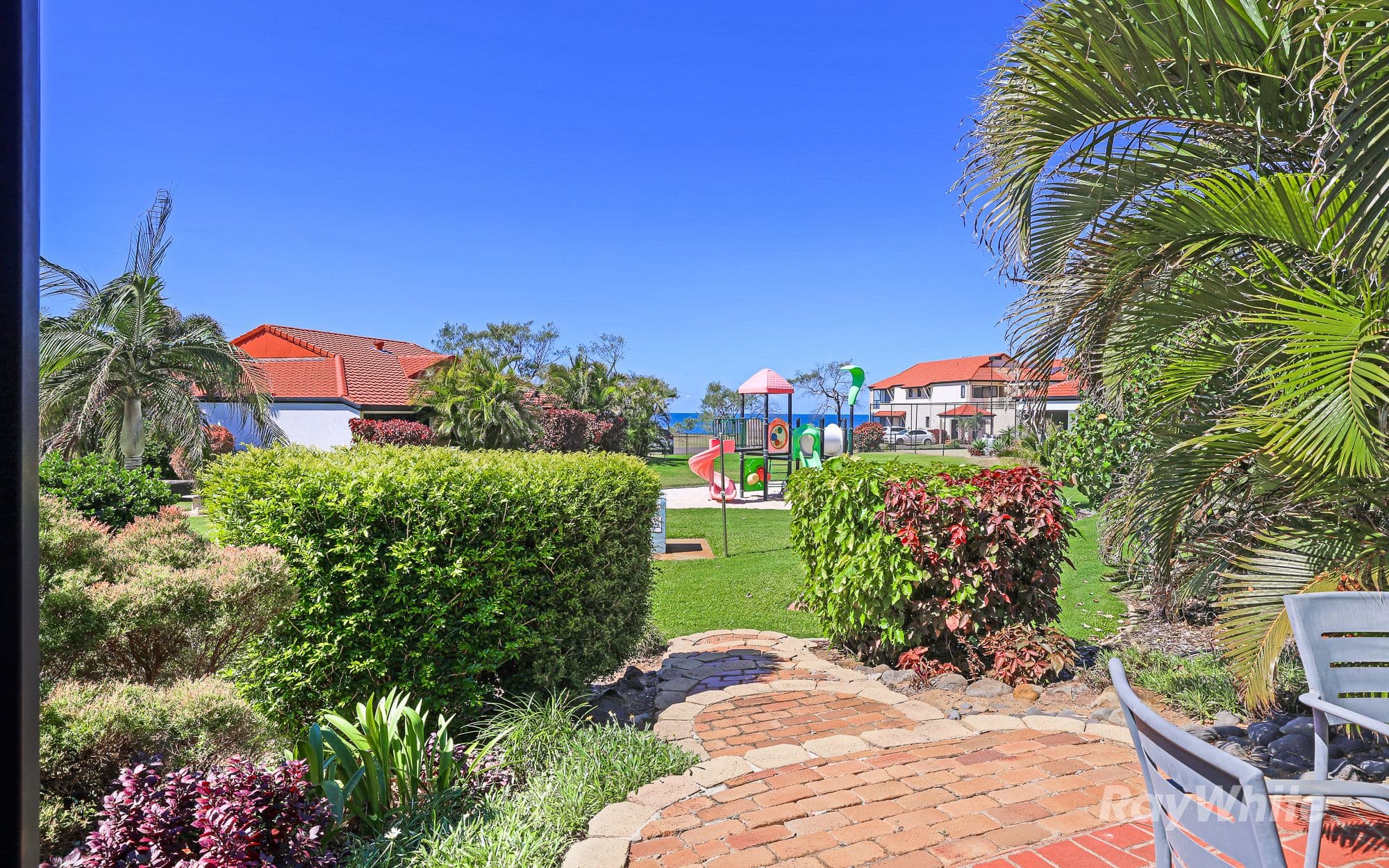 10/1 Pebble Beach Drive, Coral Cove QLD 4670, Coral Cove - Thumbnail 8