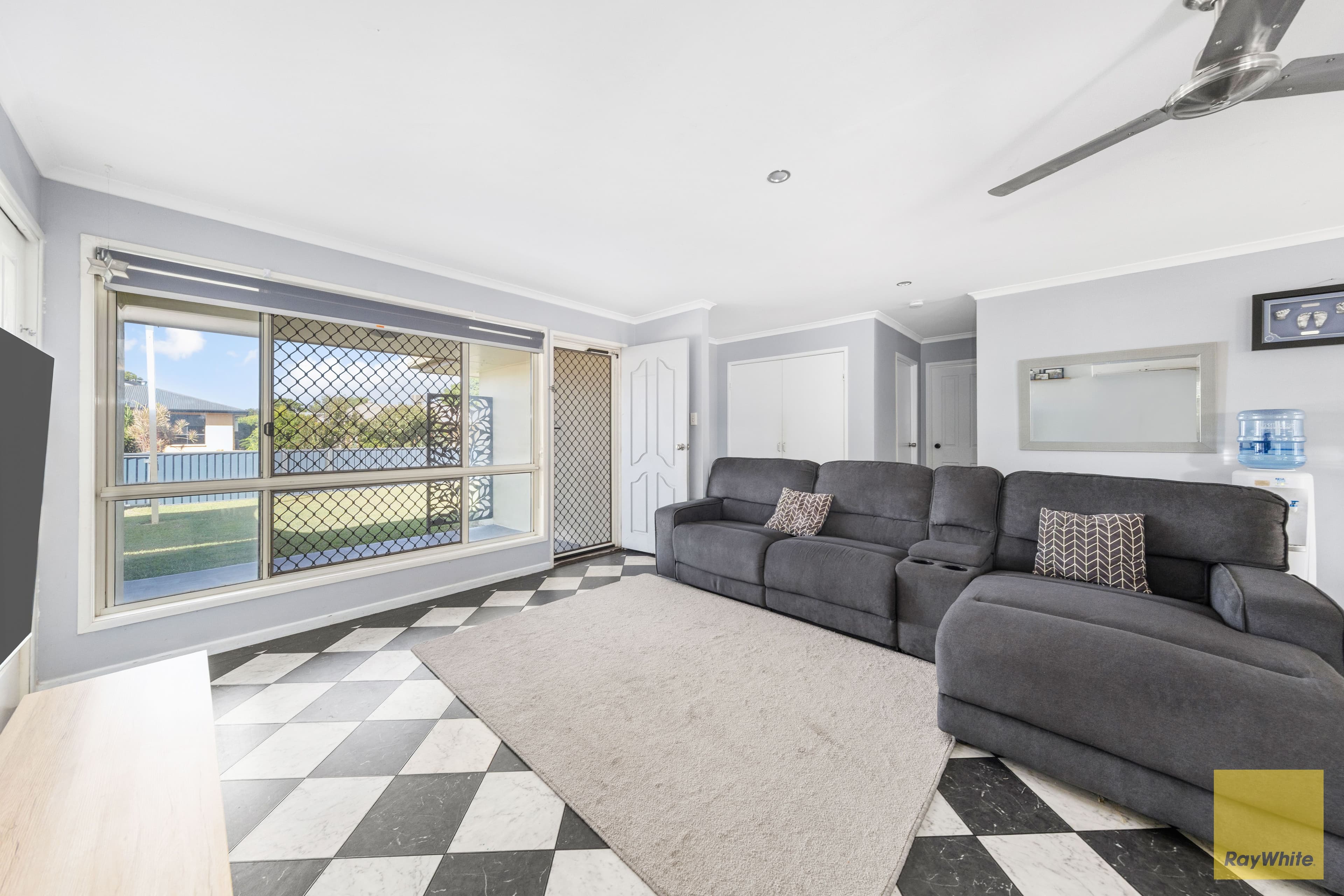 40 Jacqueline Drive, Emerald QLD 4720, Emerald - Thumbnail 8