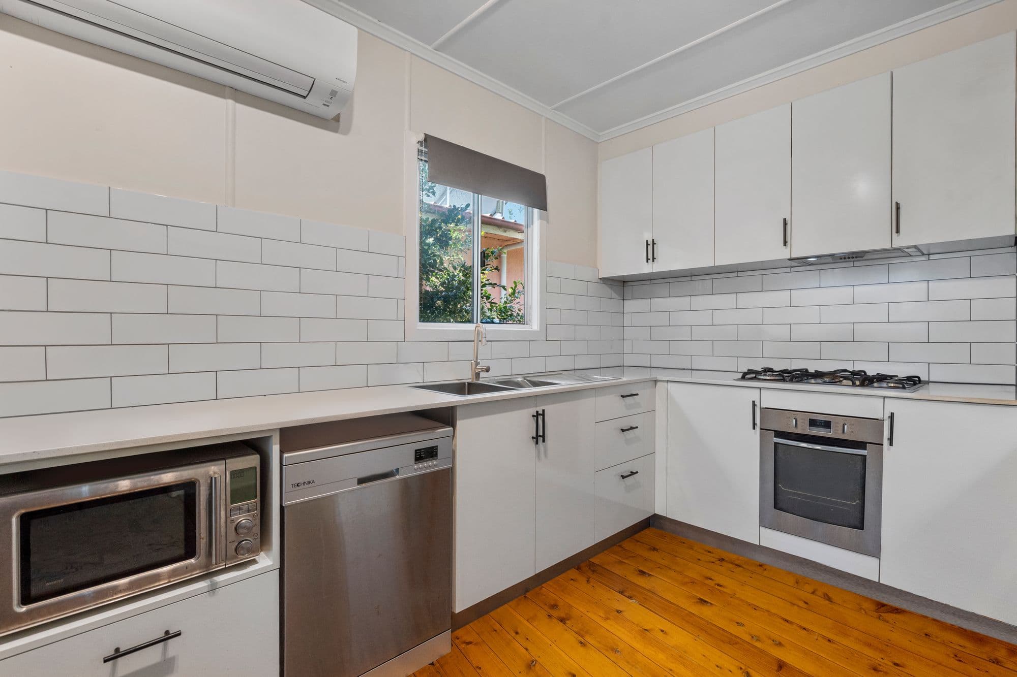 17 Duke Street, Brighton QLD 4017, Brighton - Thumbnail 2