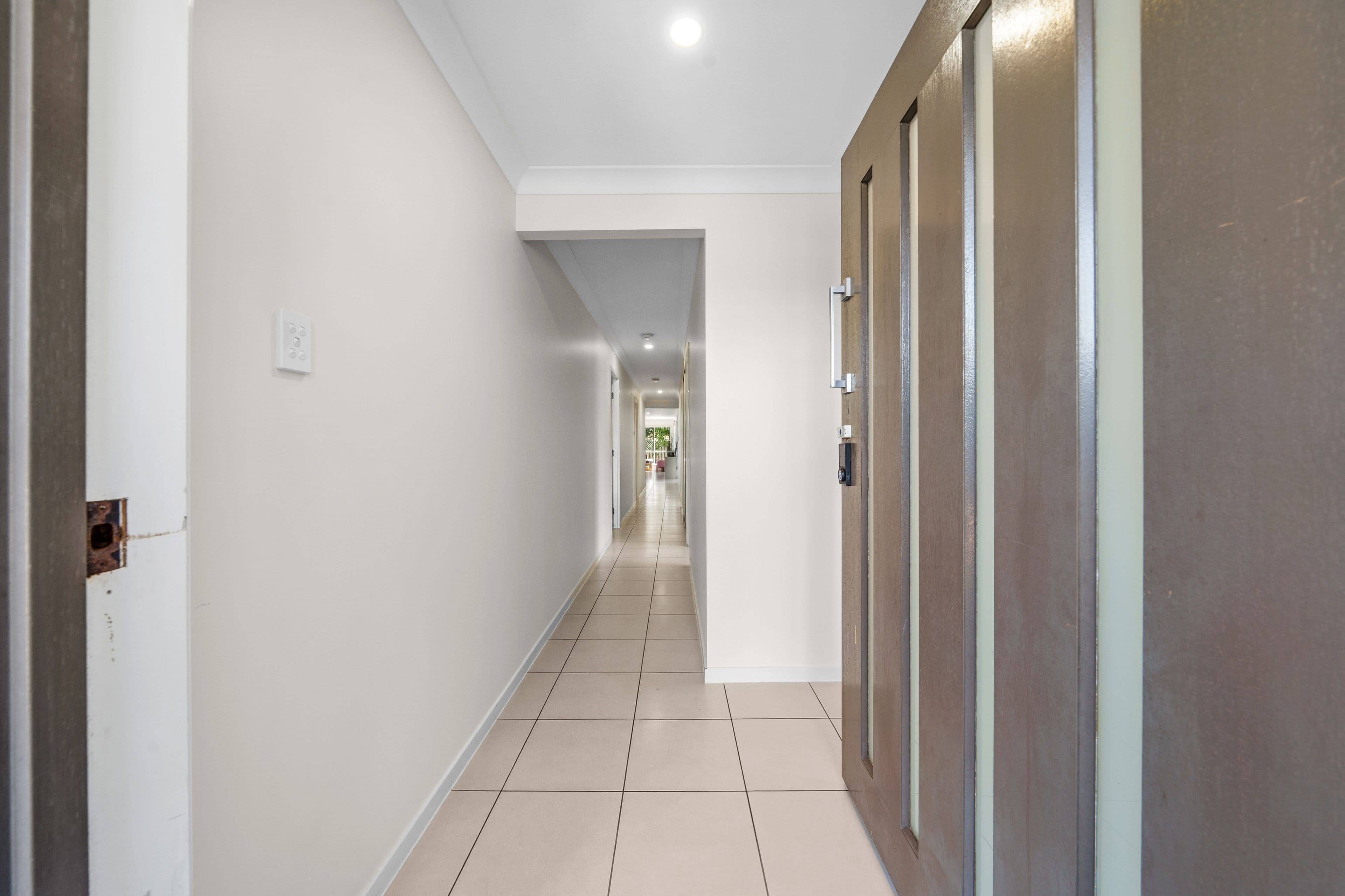 27 Bottle Brush Circuit, Coomera QLD 4209, Coomera - Thumbnail 3