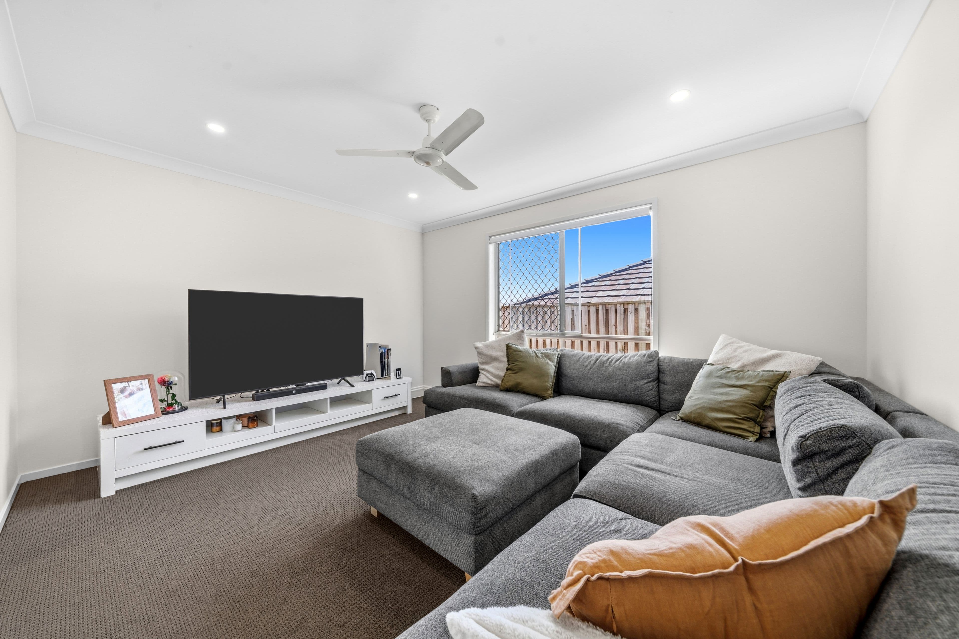 27 Bottle Brush Circuit, Coomera QLD 4209, Coomera - Thumbnail 4