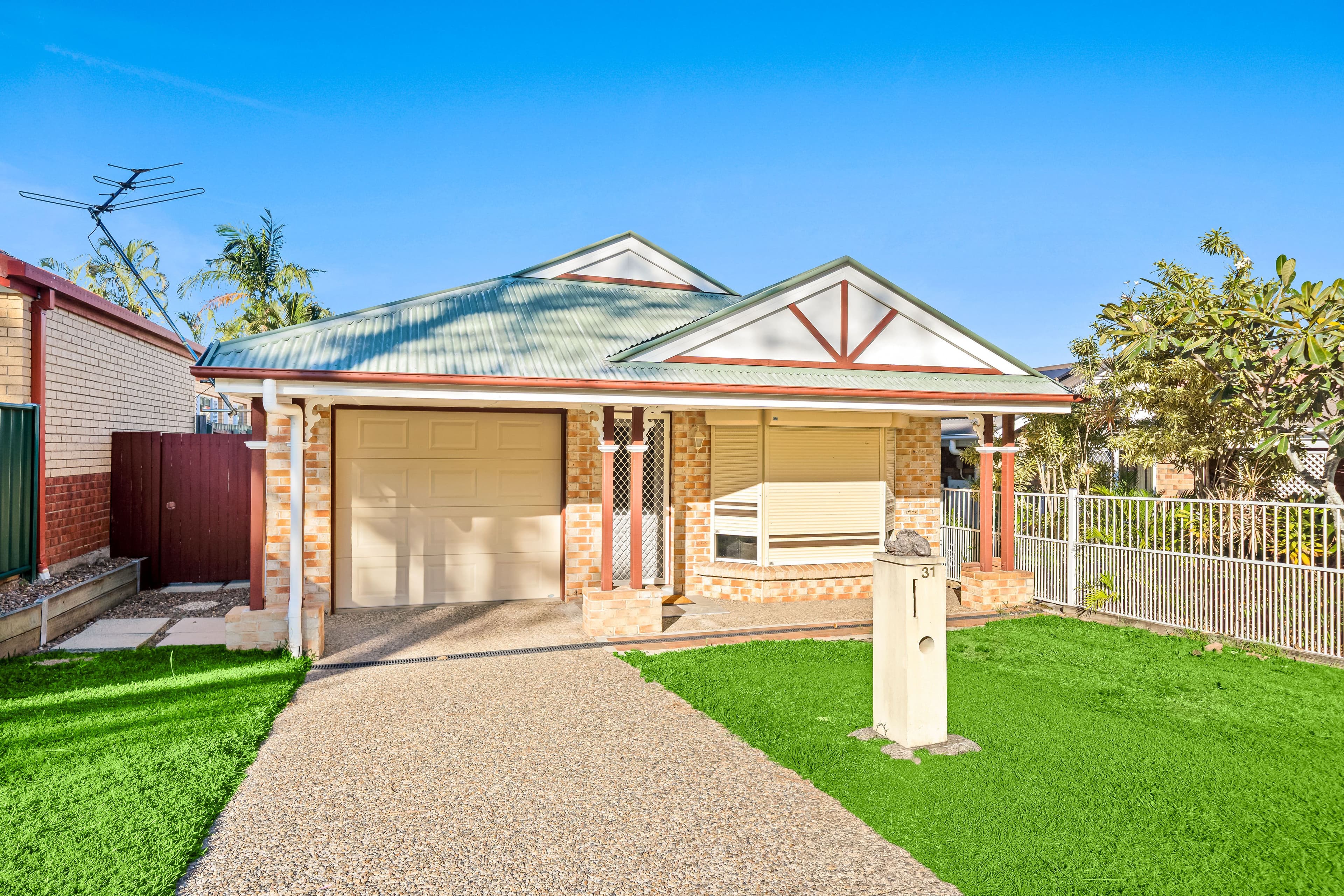 31 Rimu Crescent, Forest Lake QLD 4078, Forest Lake - Thumbnail 2