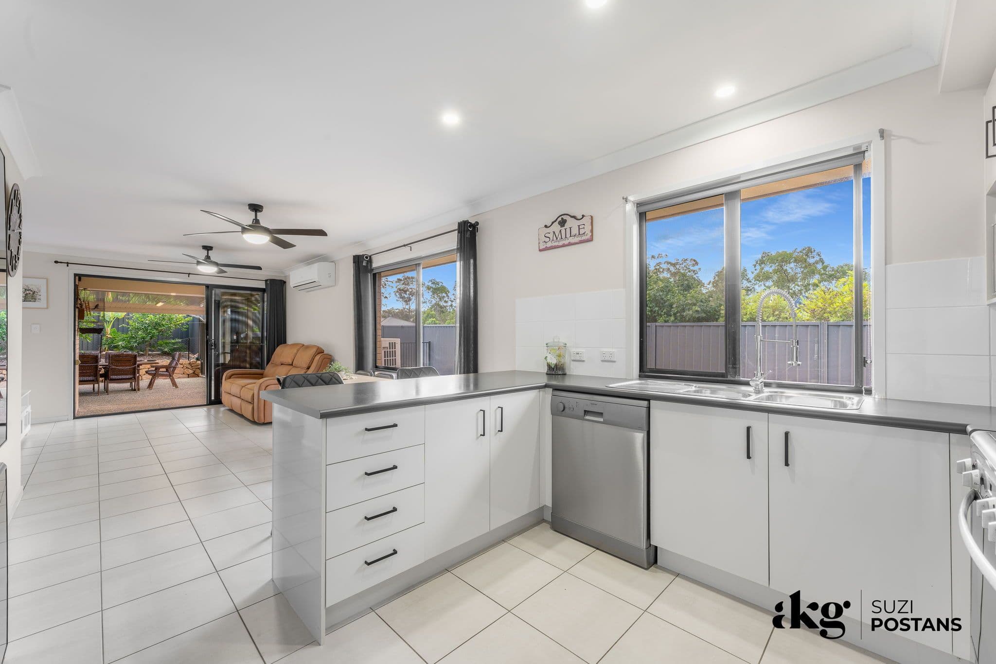 5 Honeysuckle Court, FLAGSTONE QLD 4280, Flagstone - Thumbnail 6