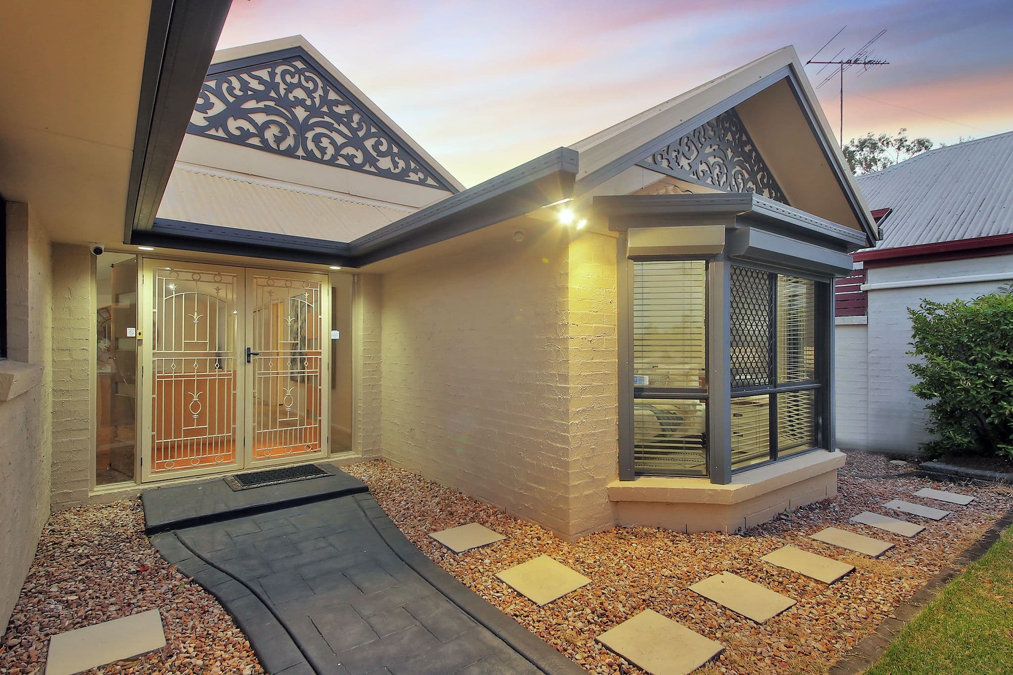 8 Weyba Close, Forest Lake QLD 4078, Forest Lake - Thumbnail 3
