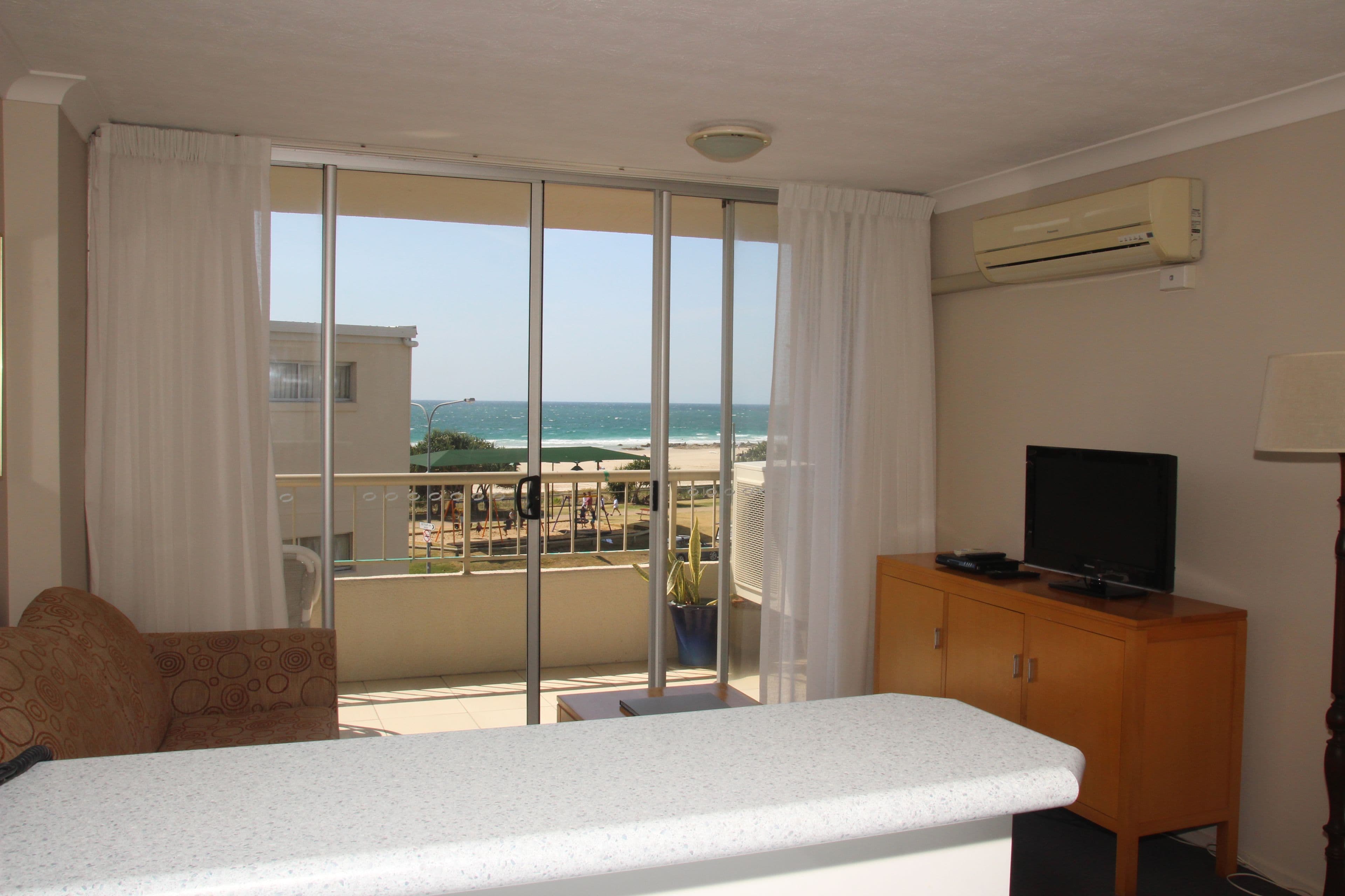 Unit 6-5 Ward Street, RAINBOW BAY QLD 4225, Rainbow Bay - Thumbnail 7
