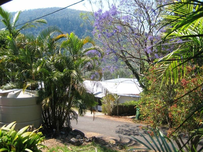 8 Second Avenue, Somerset Dam QLD 4312, Somerset Dam - Thumbnail 4