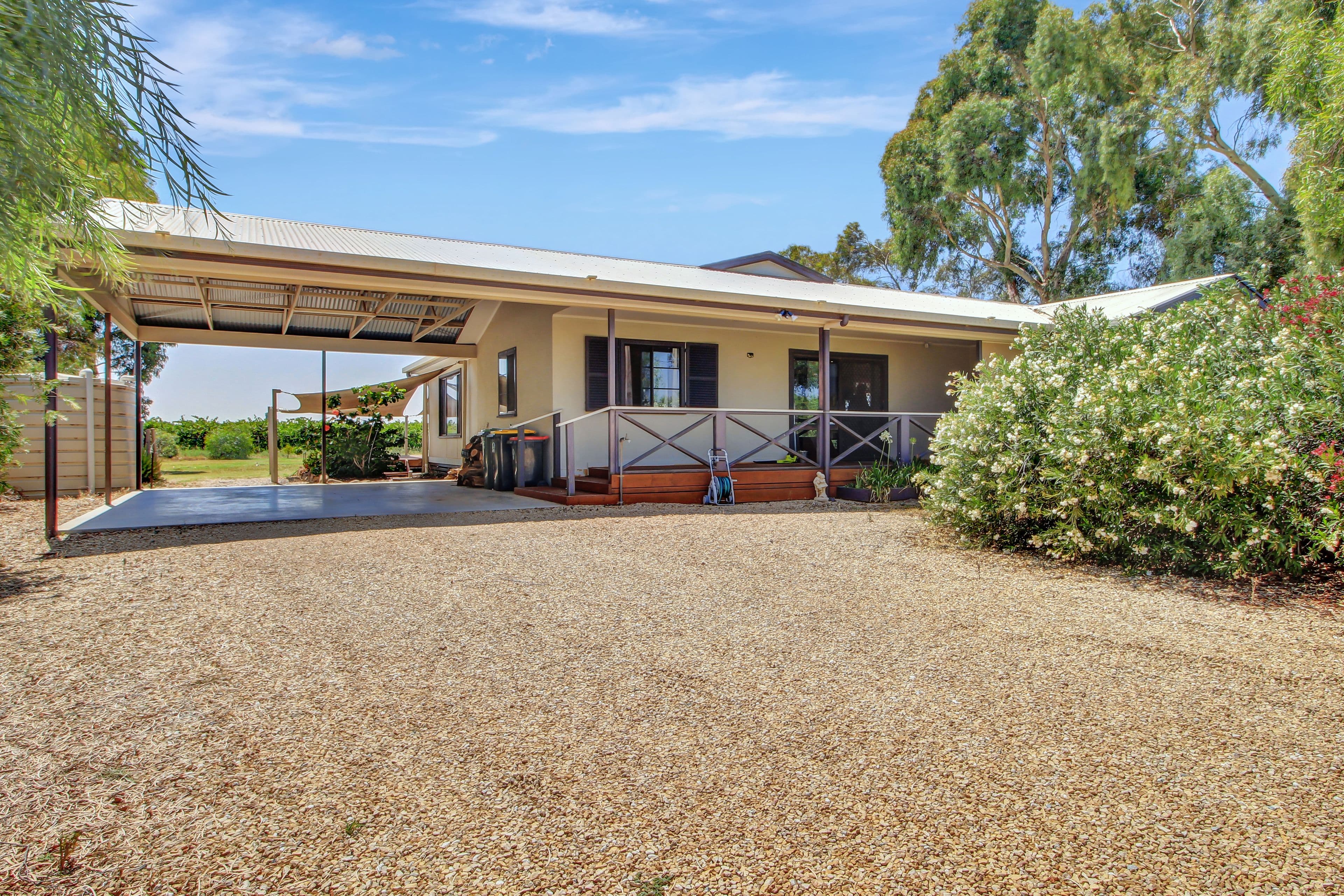 77 Twentyeighth Street, Renmark SA 5341, Renmark South - Thumbnail 2