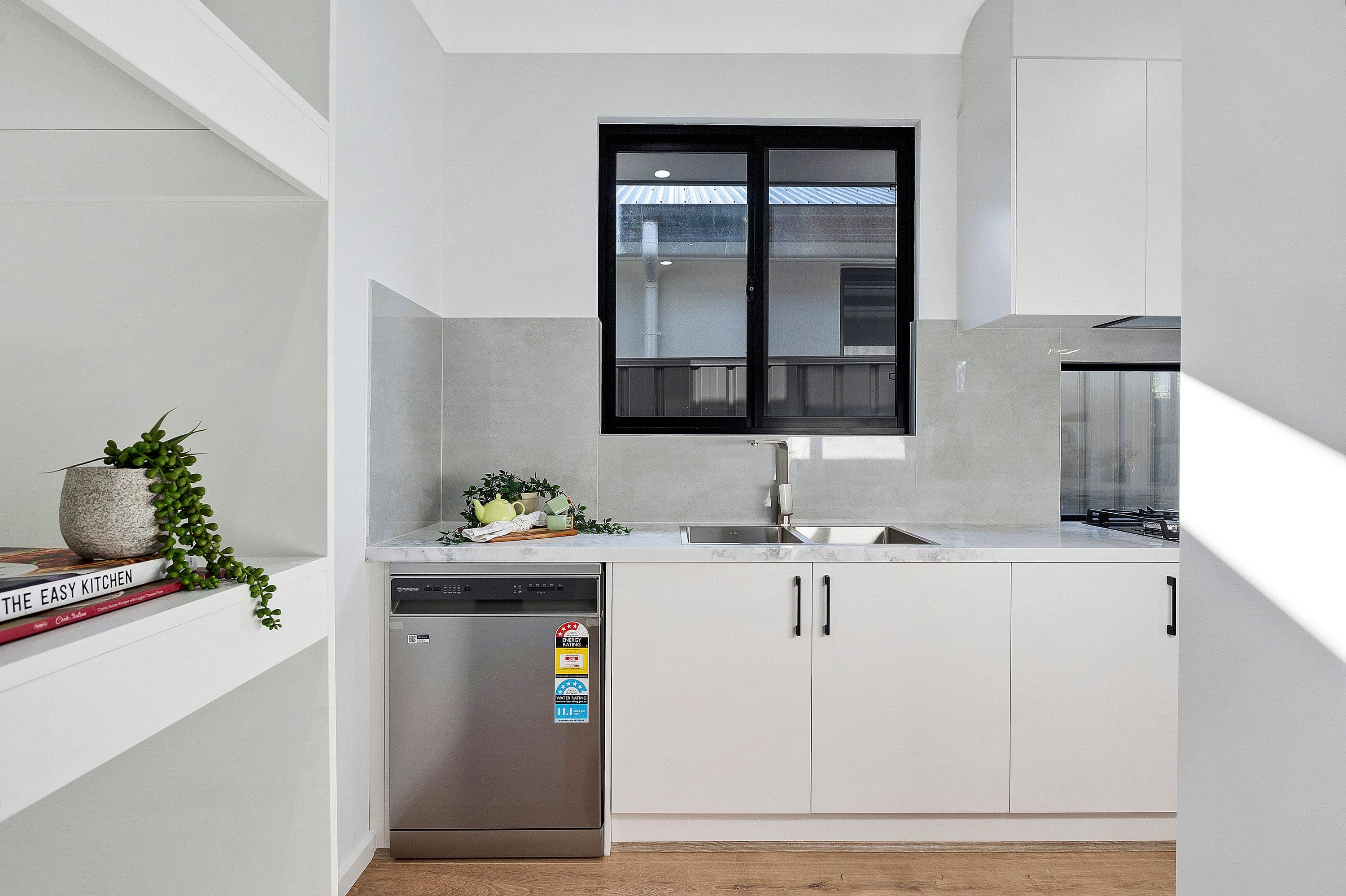 8B Flinders Drive, Valley View SA 5093, Valley View - Thumbnail 5