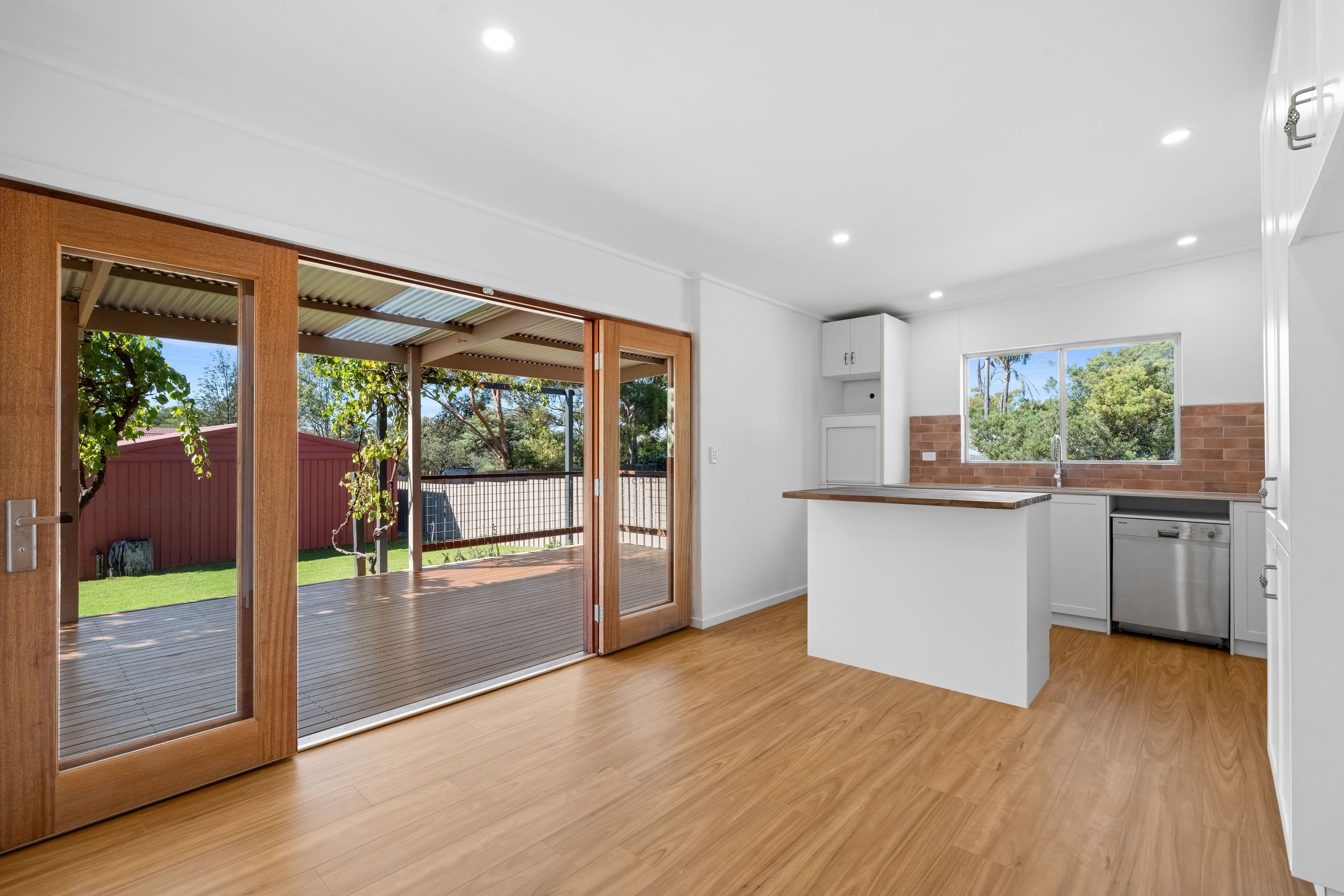 11 Markland Street, Milang SA 5256, Milang - Thumbnail 3