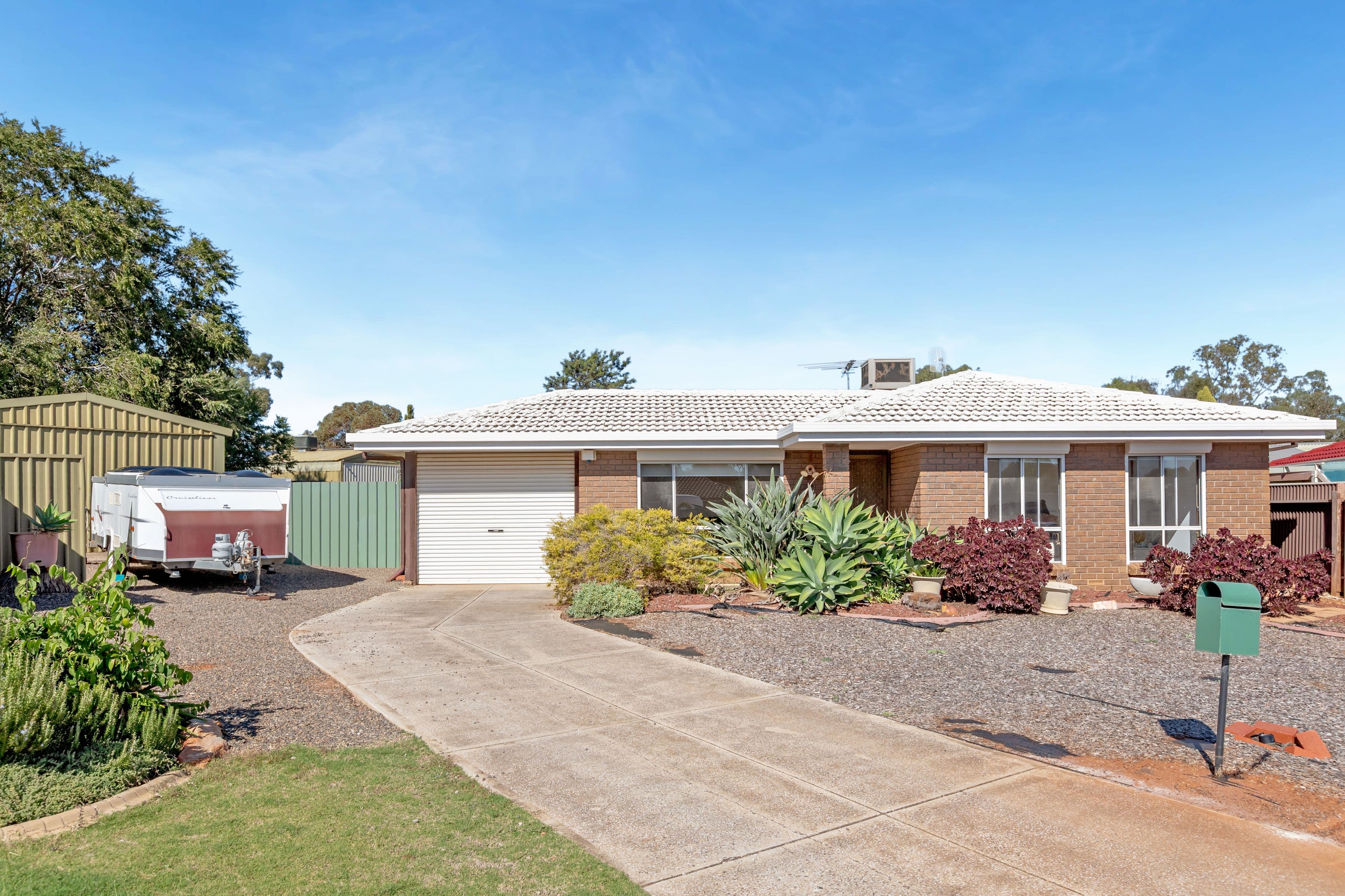6 Carob Crescent, Craigmore SA 5114, Craigmore - Thumbnail 2