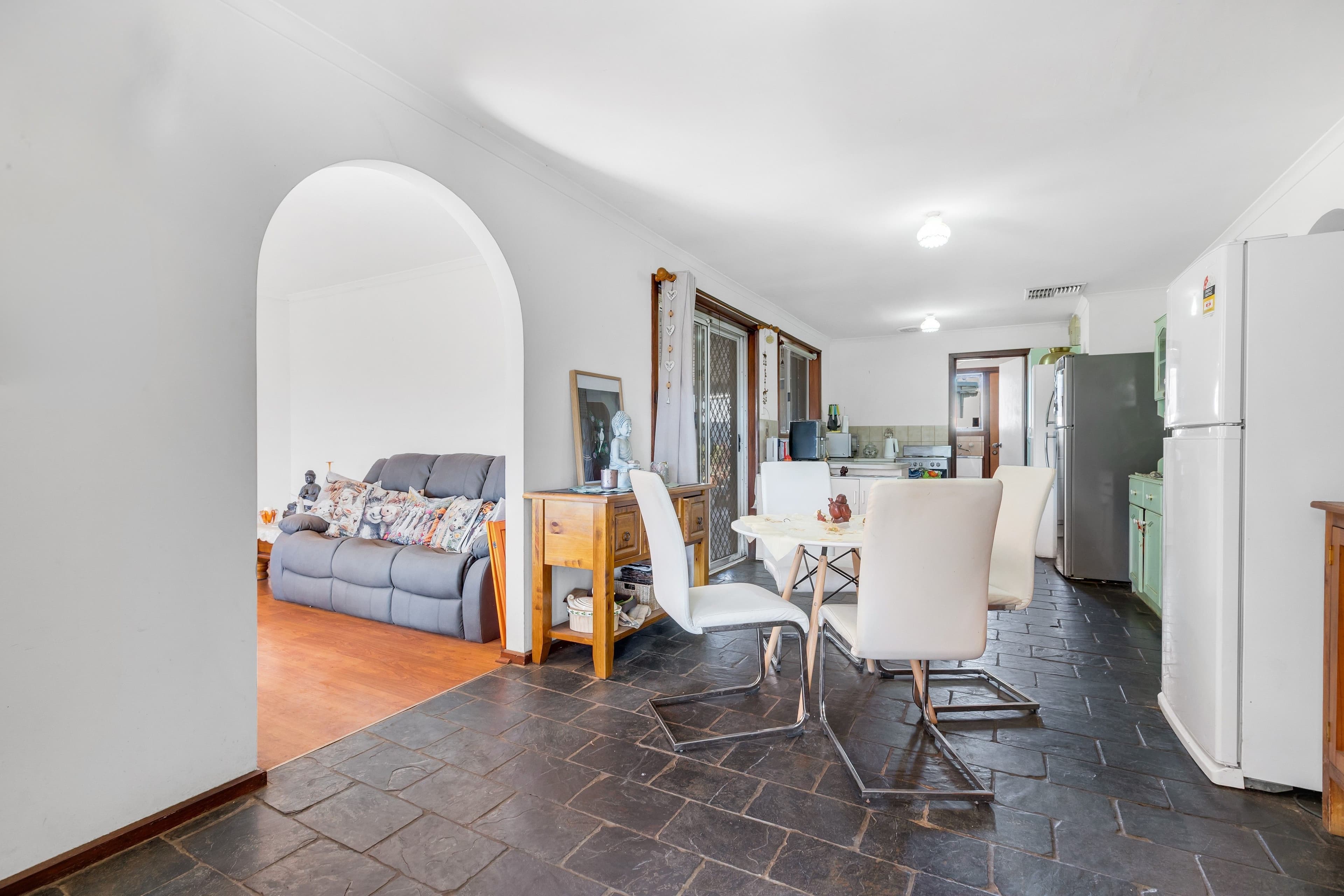 6 Carob Crescent, Craigmore SA 5114, Craigmore - Thumbnail 7