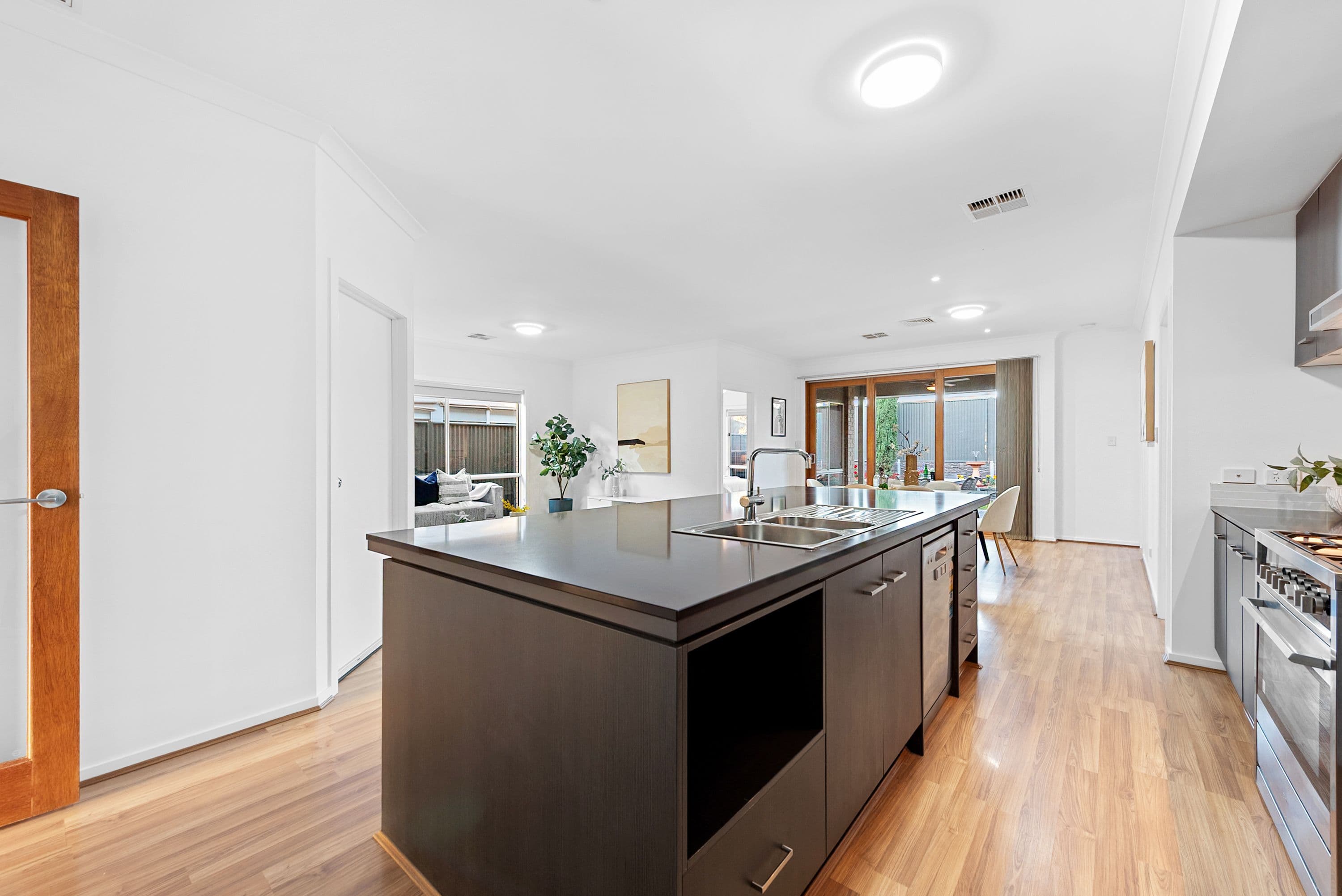 18 Salmon Gum Crescent, Blakeview SA 5114, Blakeview - Thumbnail 3