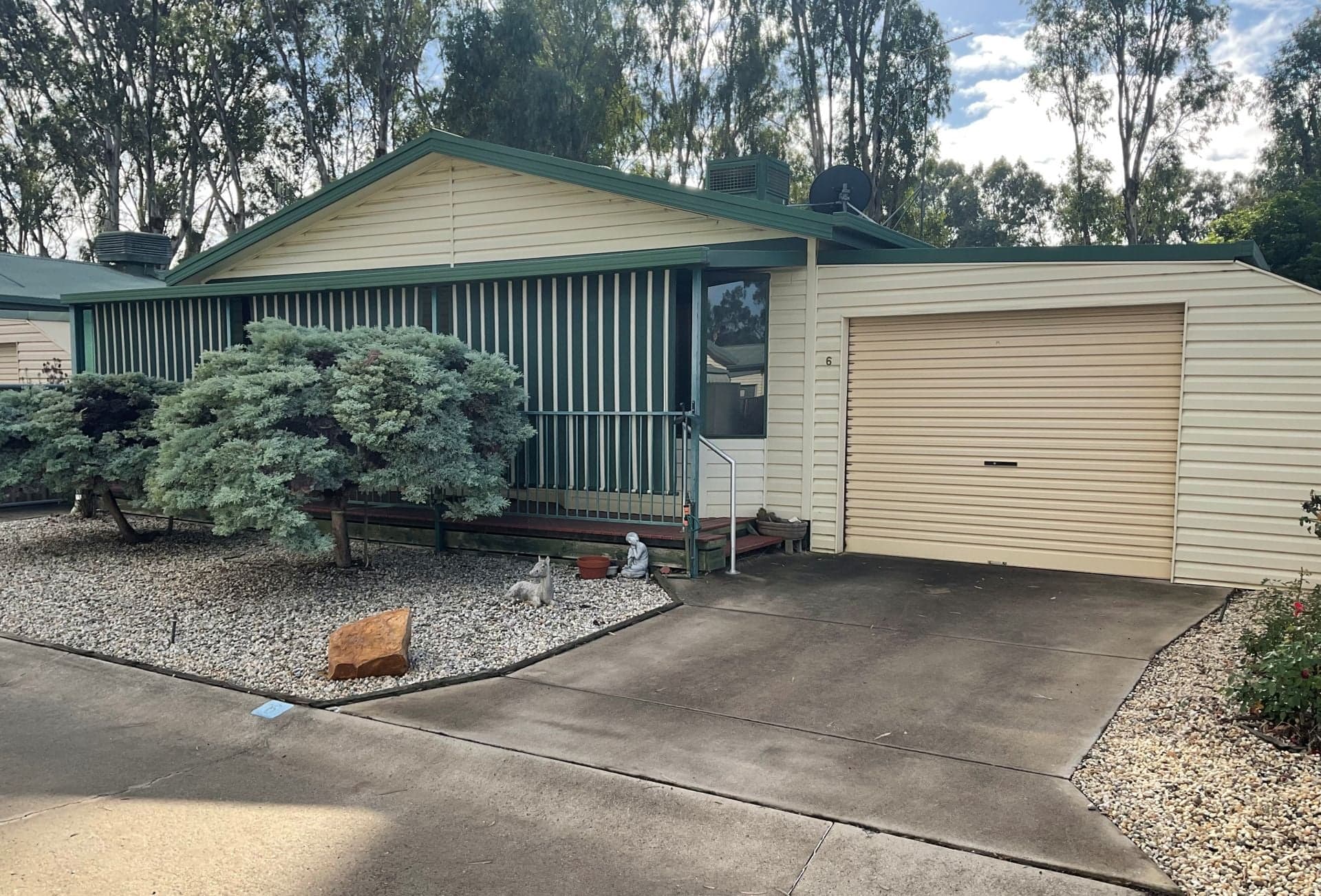6 Lakeside Drive Cobram VIC, Cobram - Image 1