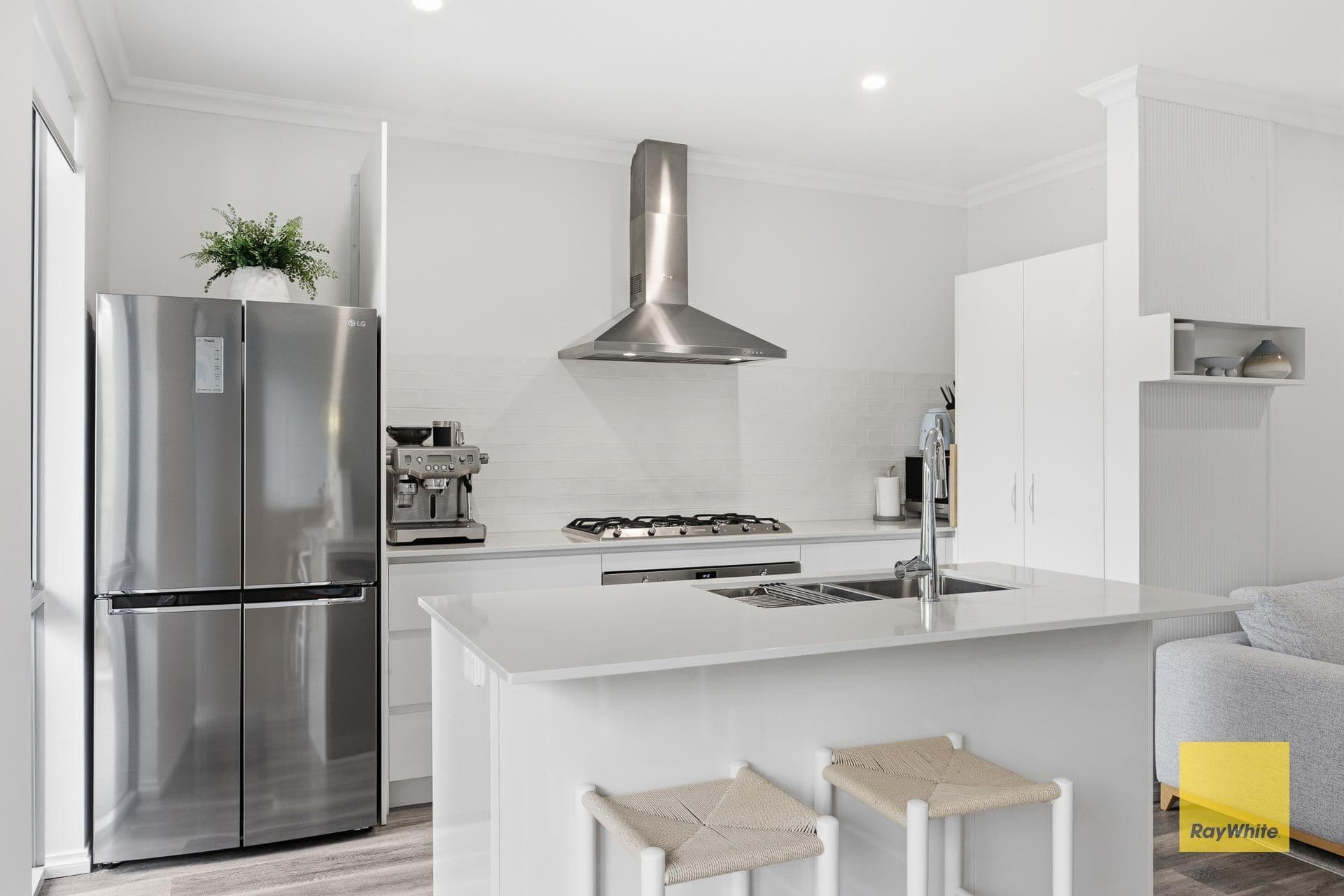 43 Greenslope Drive, BUSHMEAD WA 6055, Bushmead - Thumbnail 6