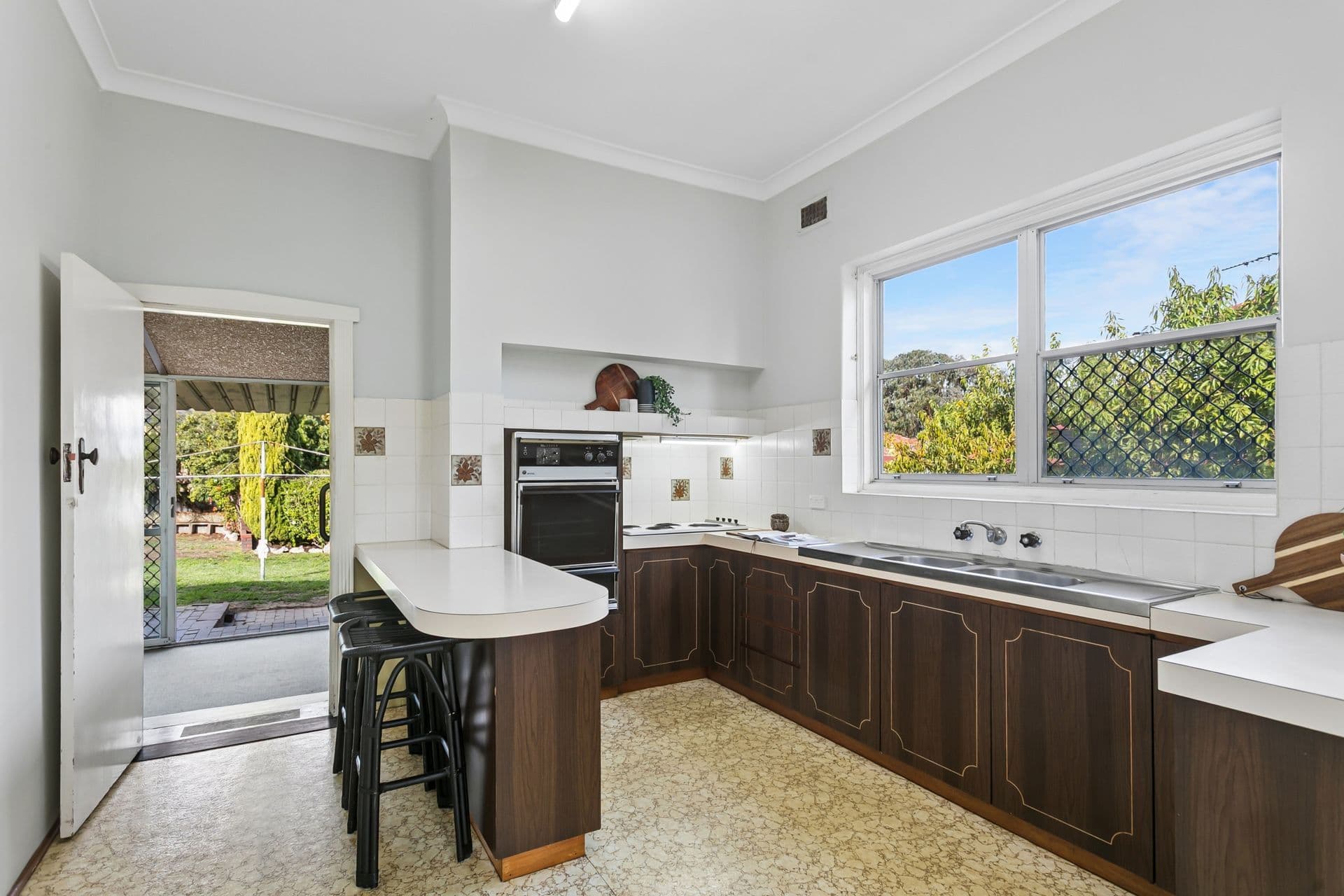 104 Grovedale Road, Floreat WA 6014, Floreat - Thumbnail 7