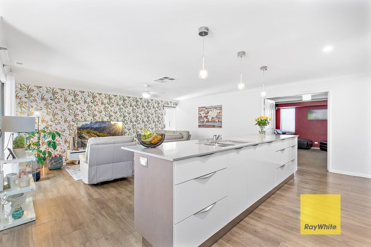 13 Karri Way, Thornlie WA 6108, Thornlie - Thumbnail 2