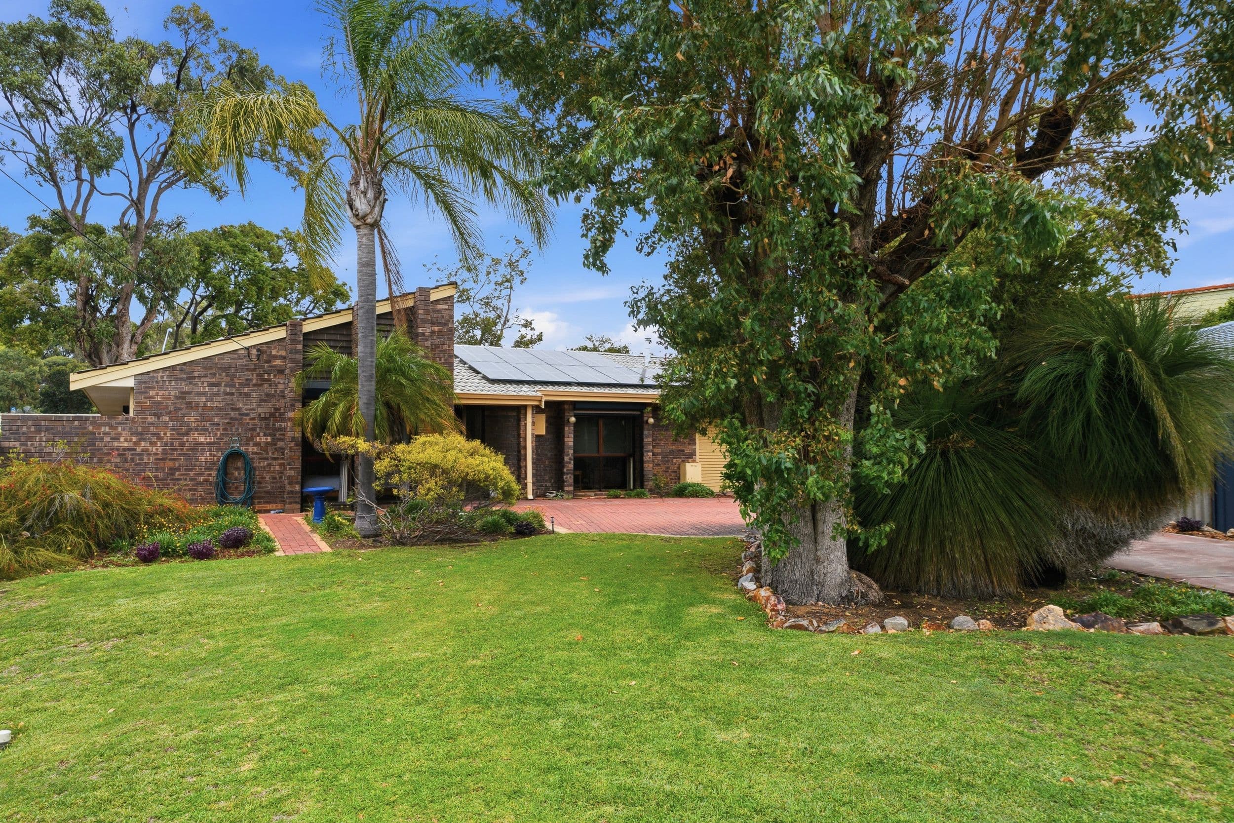 7 Hay Court, Greenwood WA 6024, Greenwood - Thumbnail 2