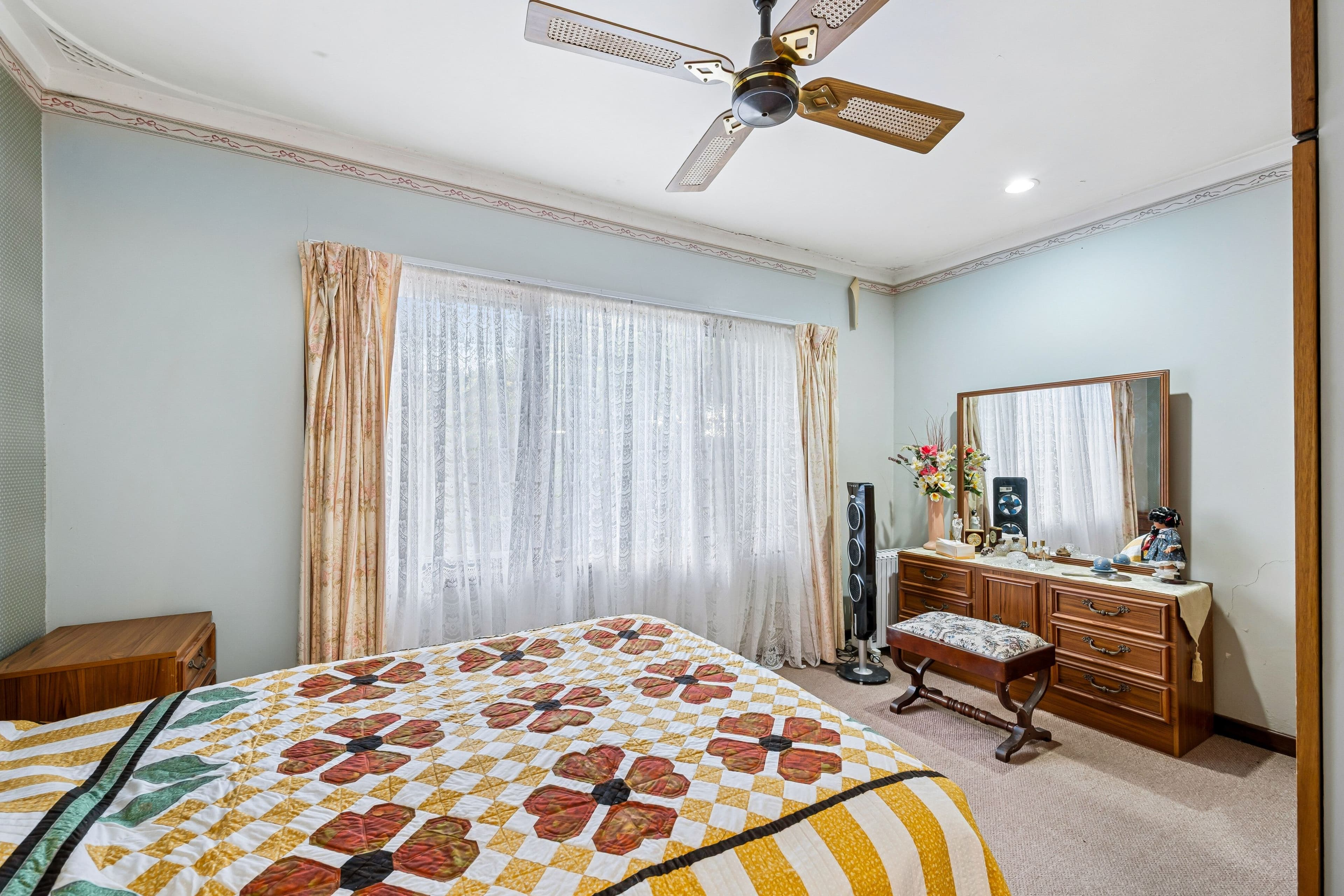 11 Cobine Street, Spearwood WA 6163, Spearwood - Thumbnail 2