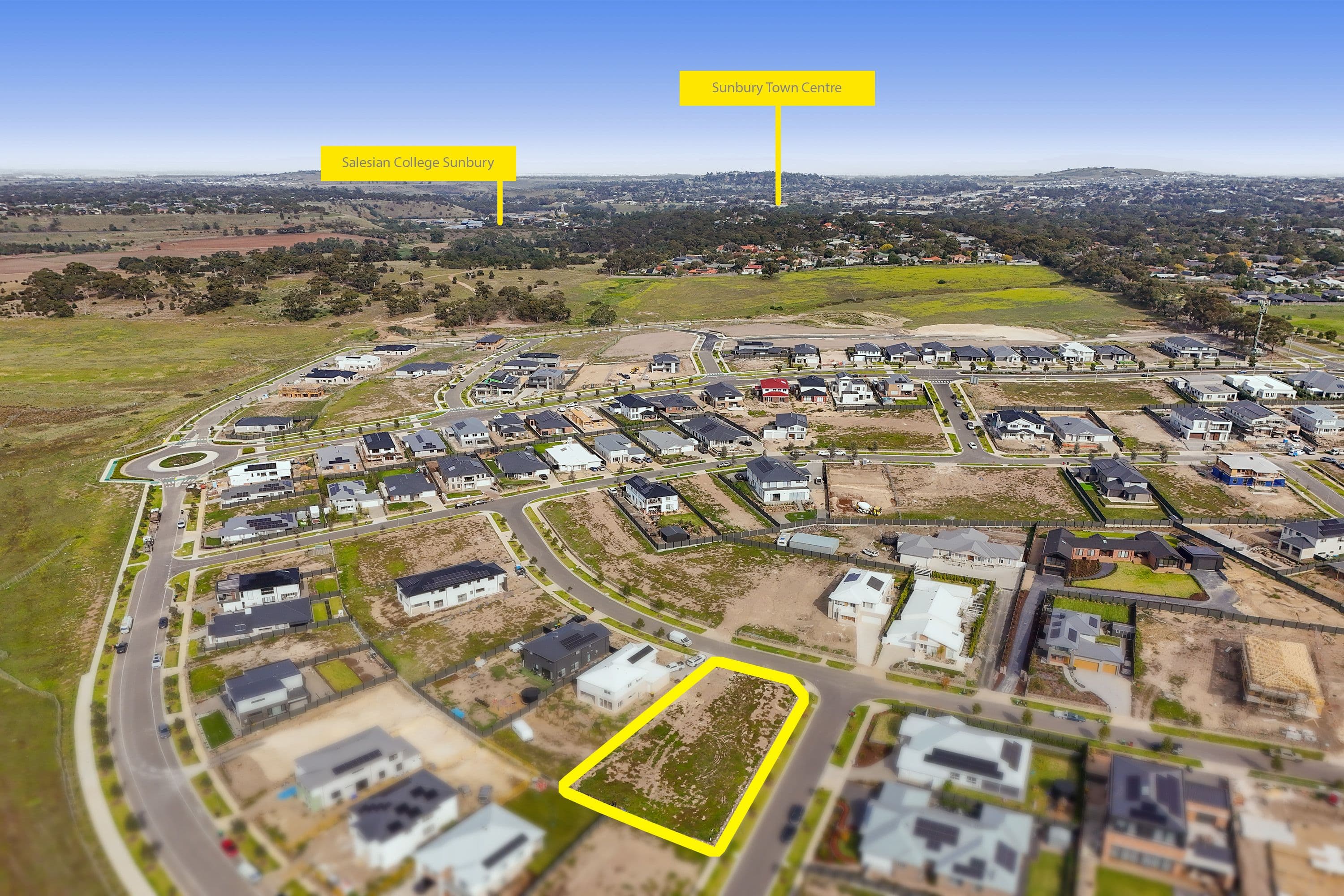 15 Chipperfield Avenue, Sunbury VIC 3429, Sunbury - Thumbnail 3