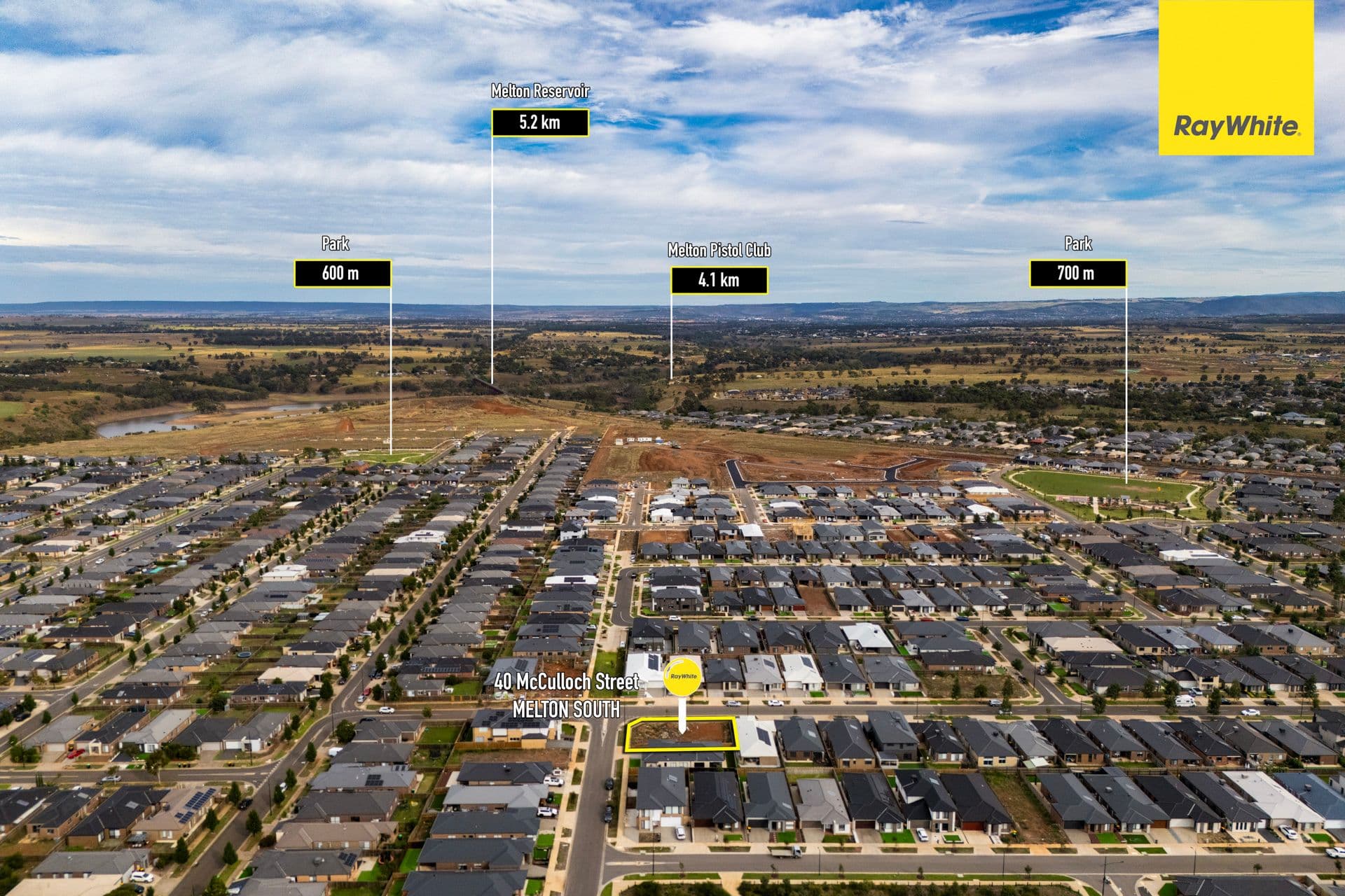 40 McCulloch Street, Melton South VIC 3338, Melton South - Thumbnail 4