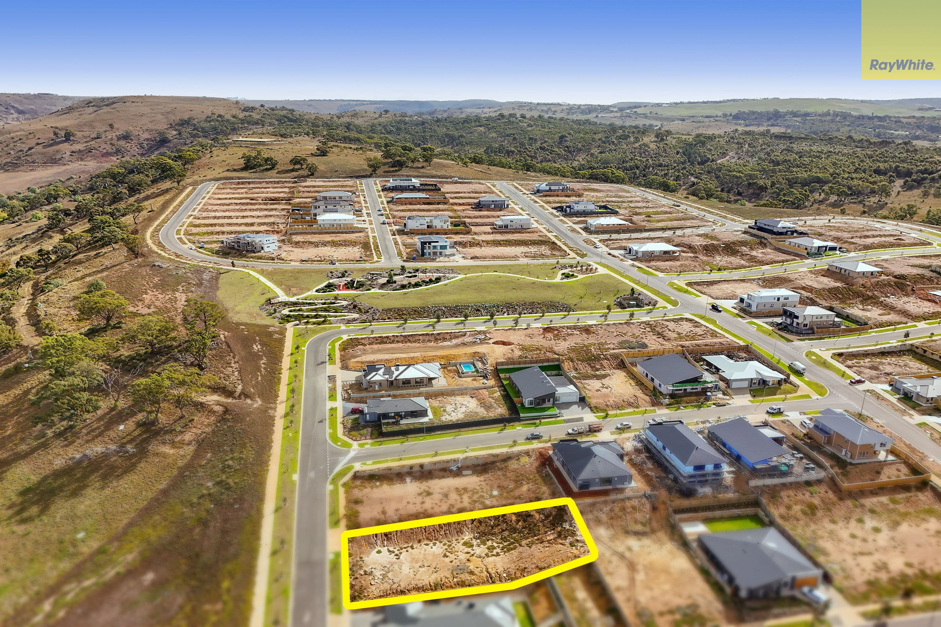 17 Balgowan Crescent, Bacchus Marsh VIC 3340, Bacchus Marsh - Thumbnail 3