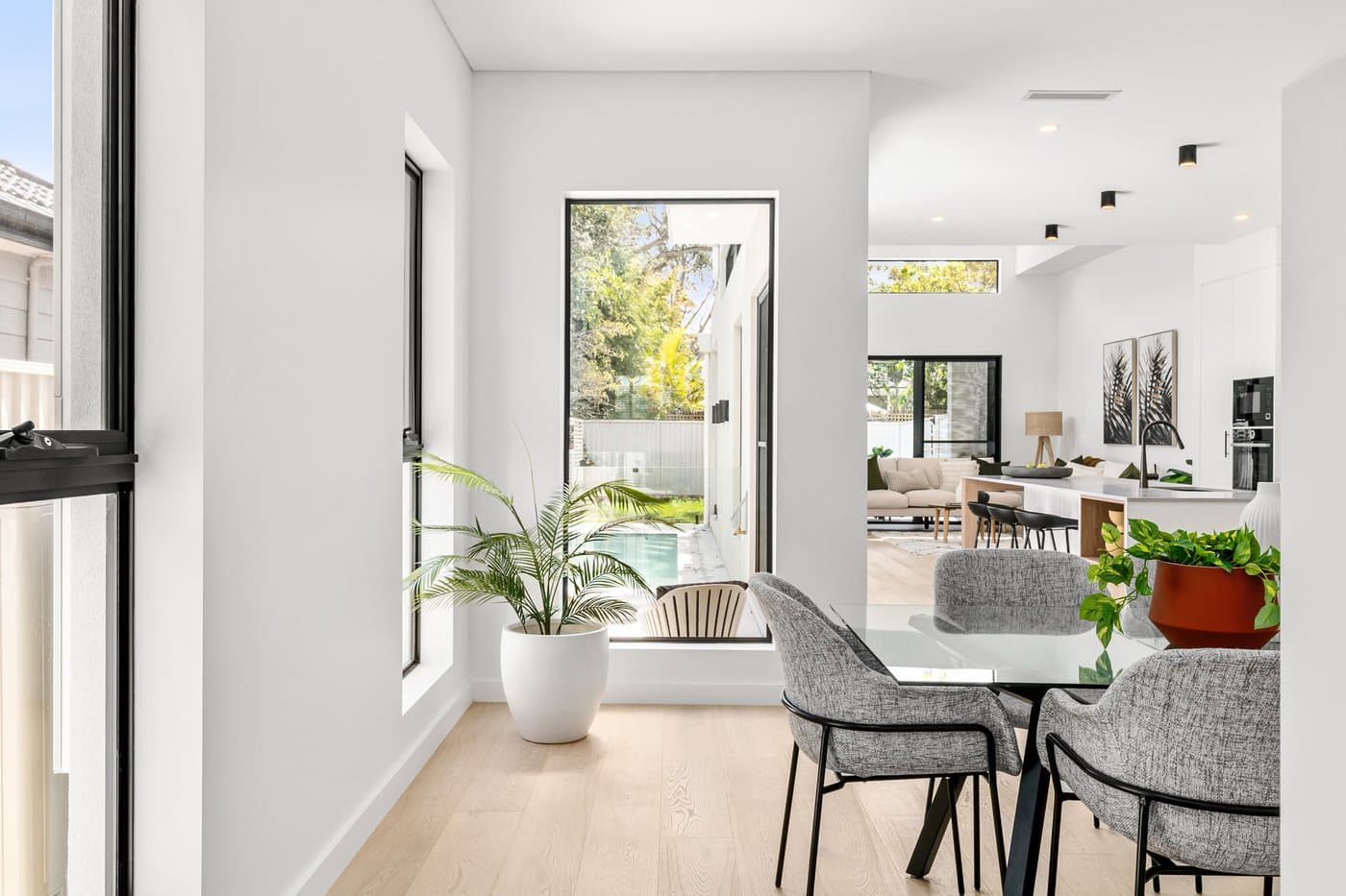 15B Crookwell Avenue, Miranda - Thumbnail 4
