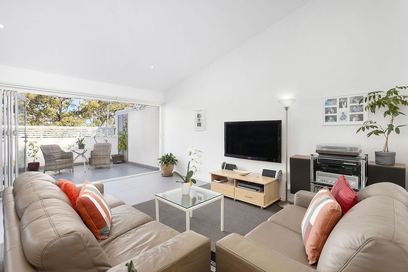 2/1337 Princes Highway, Heathcote - Image 1